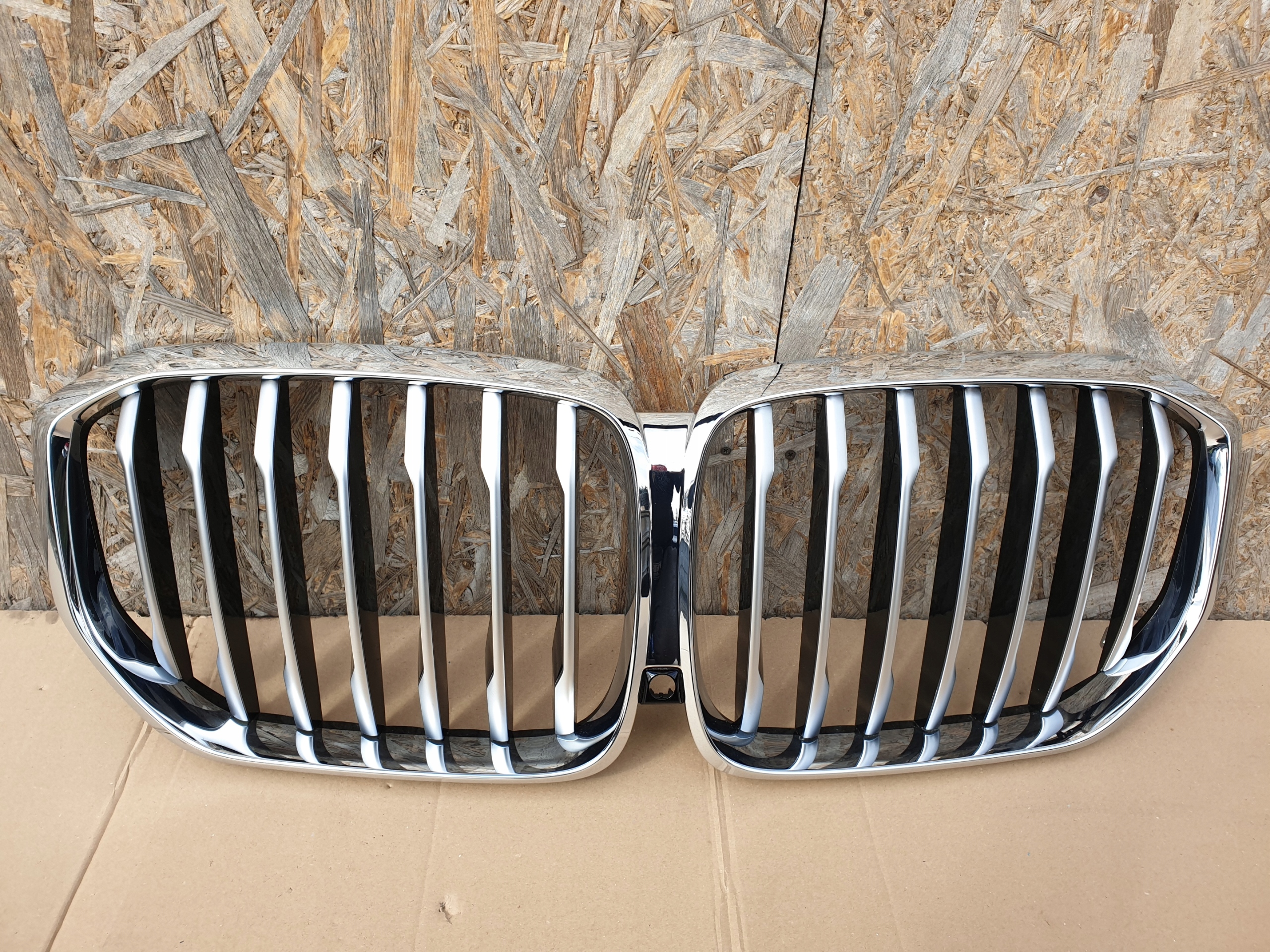 BMW X5 G05 Kühlergrill FRONTGRILL Kühlergitter 9745489 - Thumbnail 1