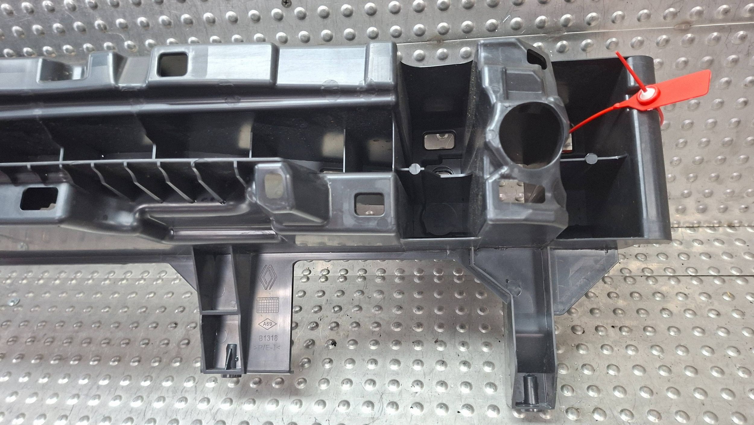 traversa paraurti posteriore 850902276R RENAULT CLIO VI 2026