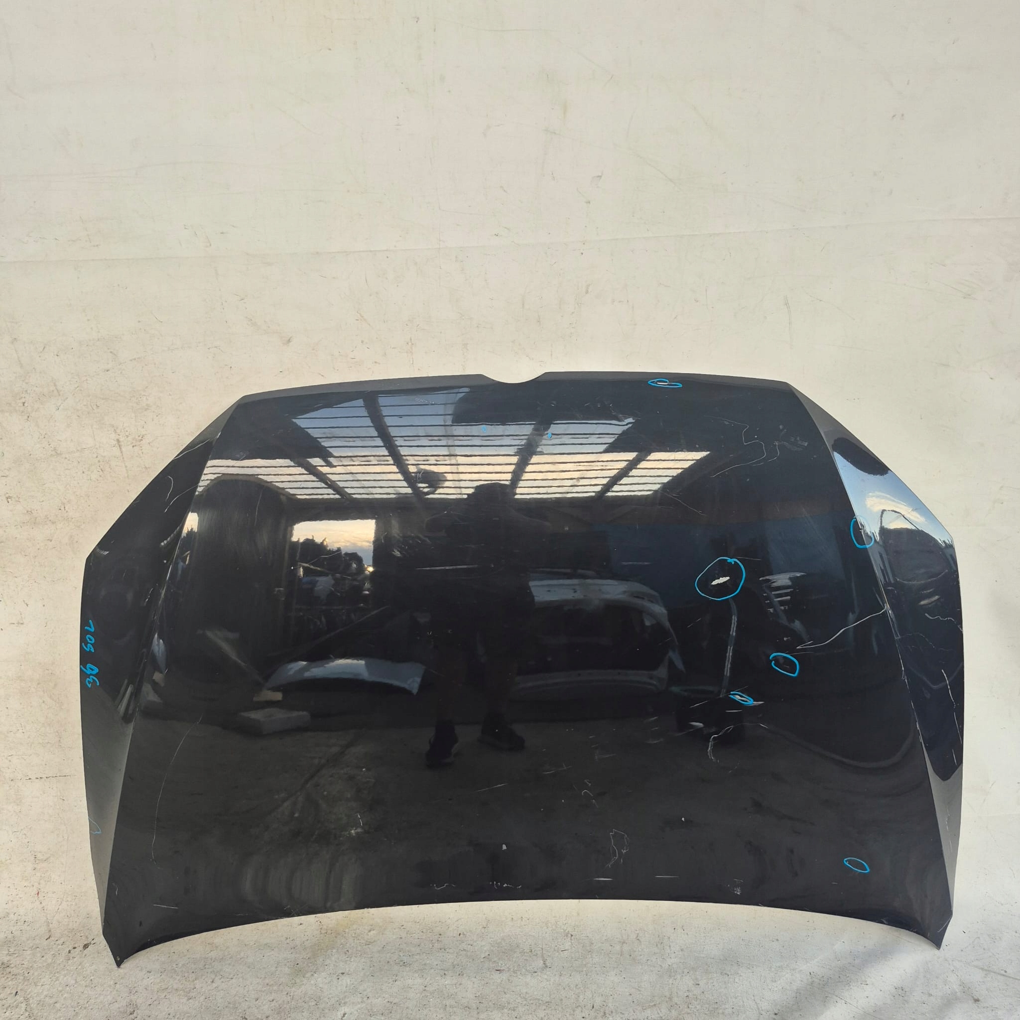 VW GOLF SPORTSVAN 14-20 Capot