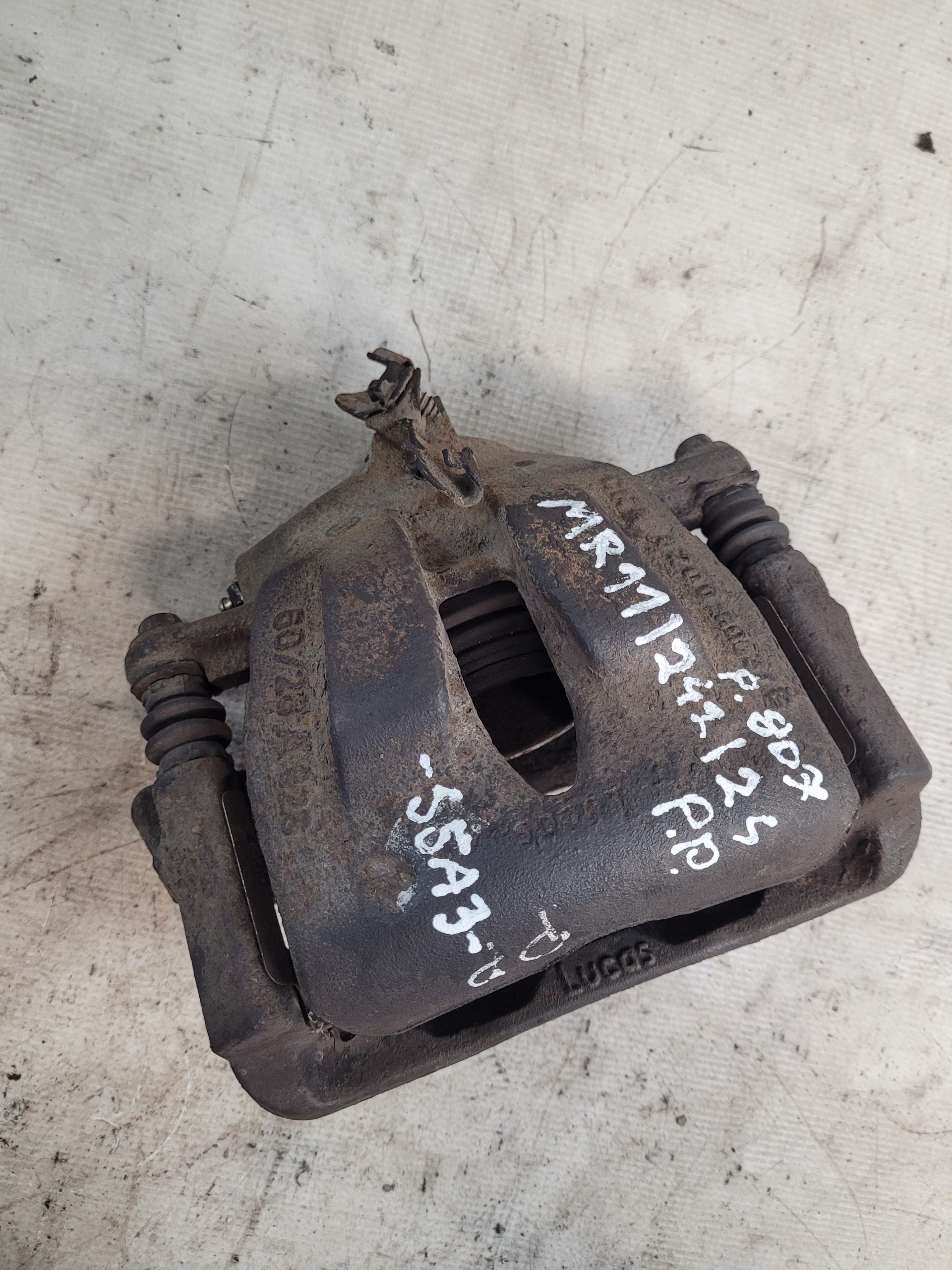 caliper brake right front + JARZMO PEUGEOT 807 2.0HDI 06r.