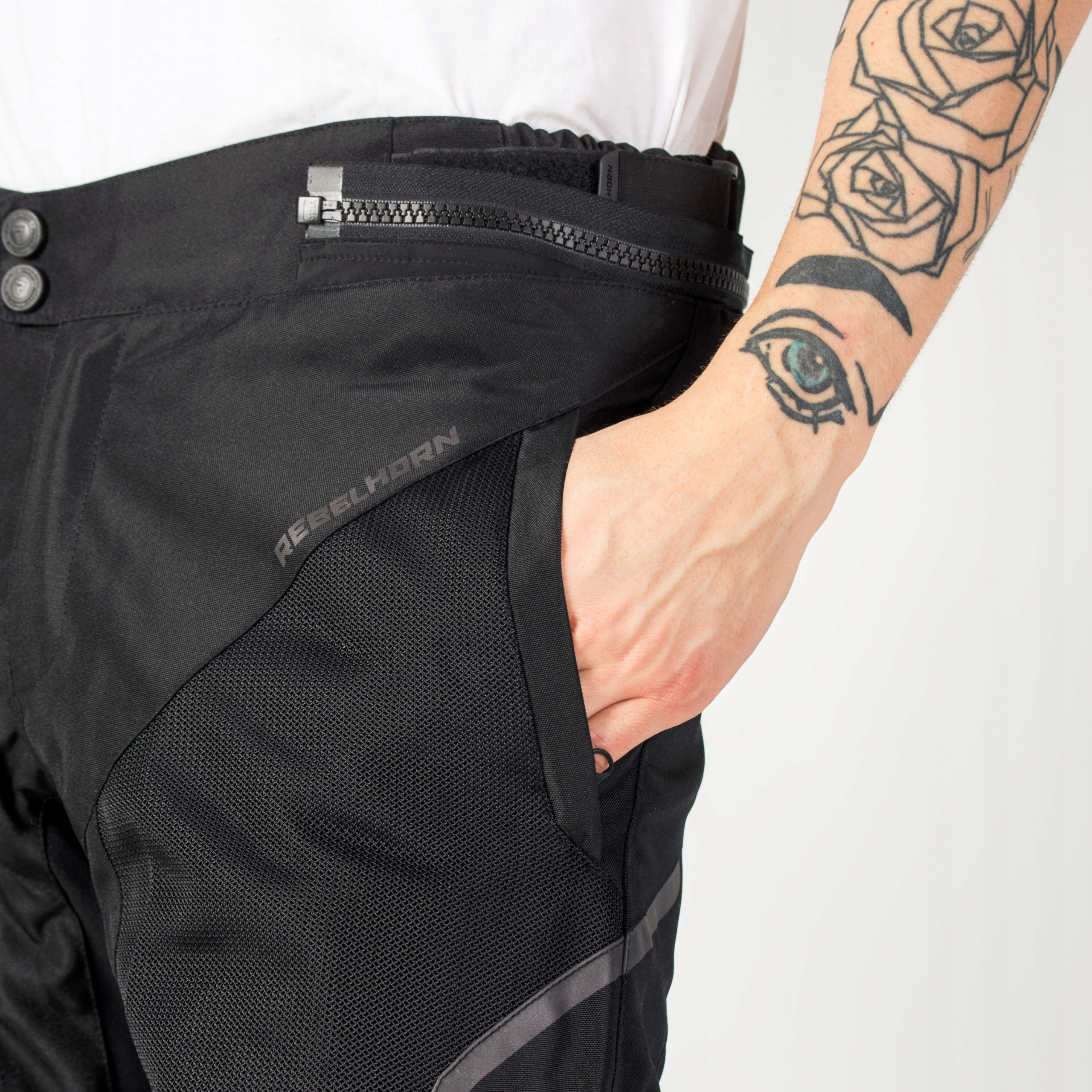 SPODNIE MOTOCYKLOWE MĘSKIE PRZECIWDESZCZOWE FLUX Kolor czarny