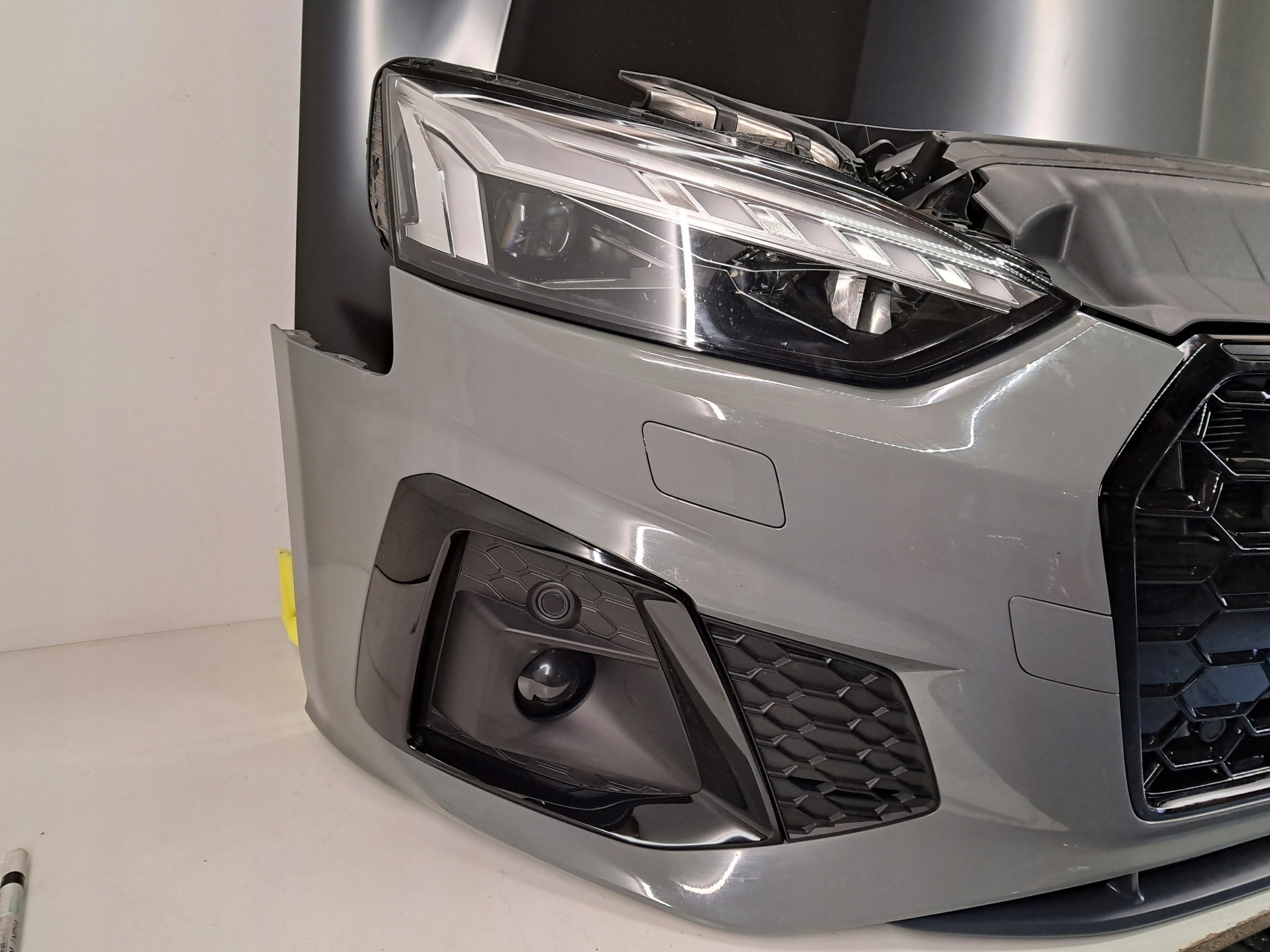 AUDI A5 8W6 S5 19-24 KOMPLETNY PRZÓD LED MATRIX Kolor do lakierowania