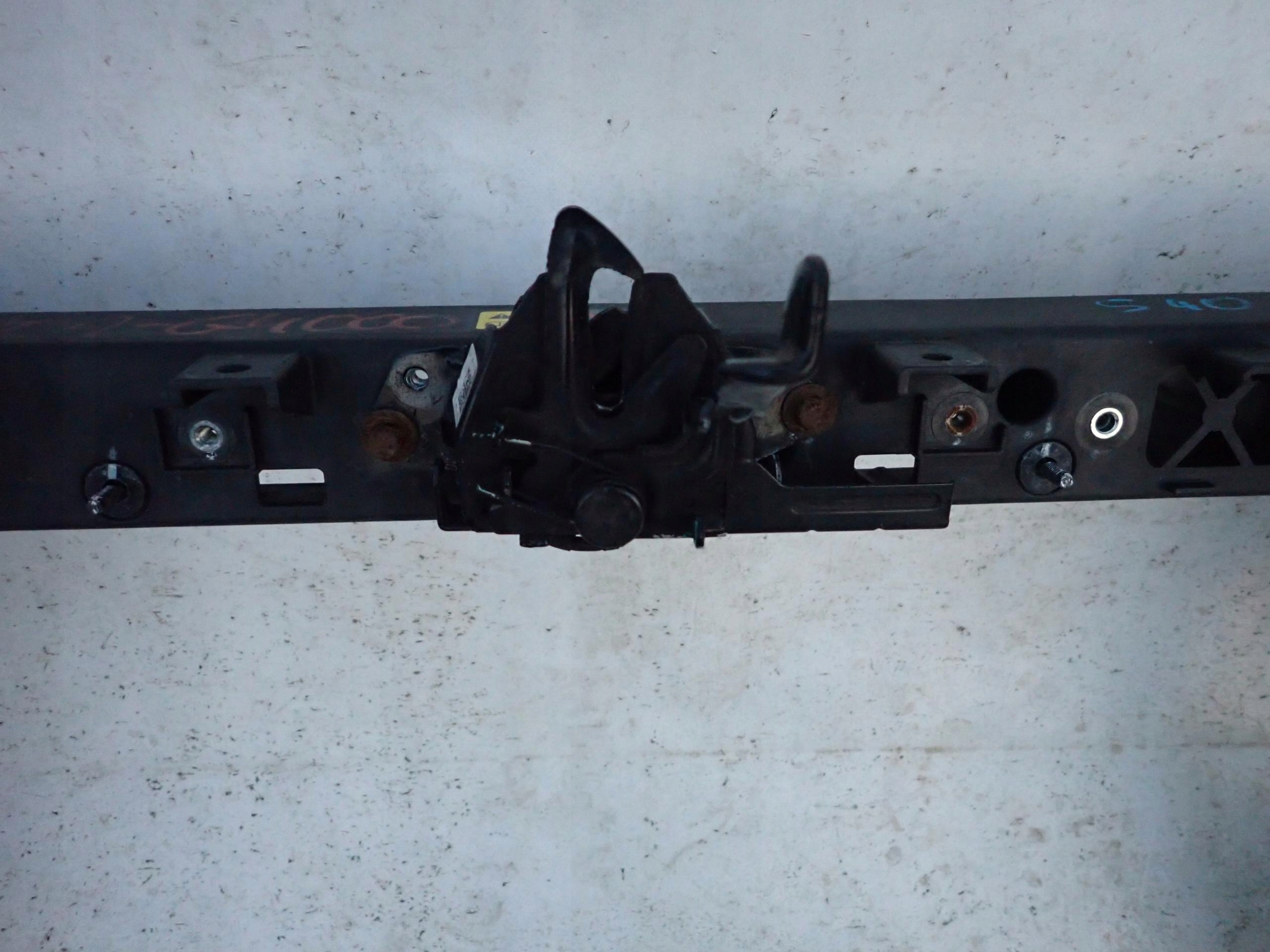 HYUNDAI I30 III 16- tension belt lock pillar front