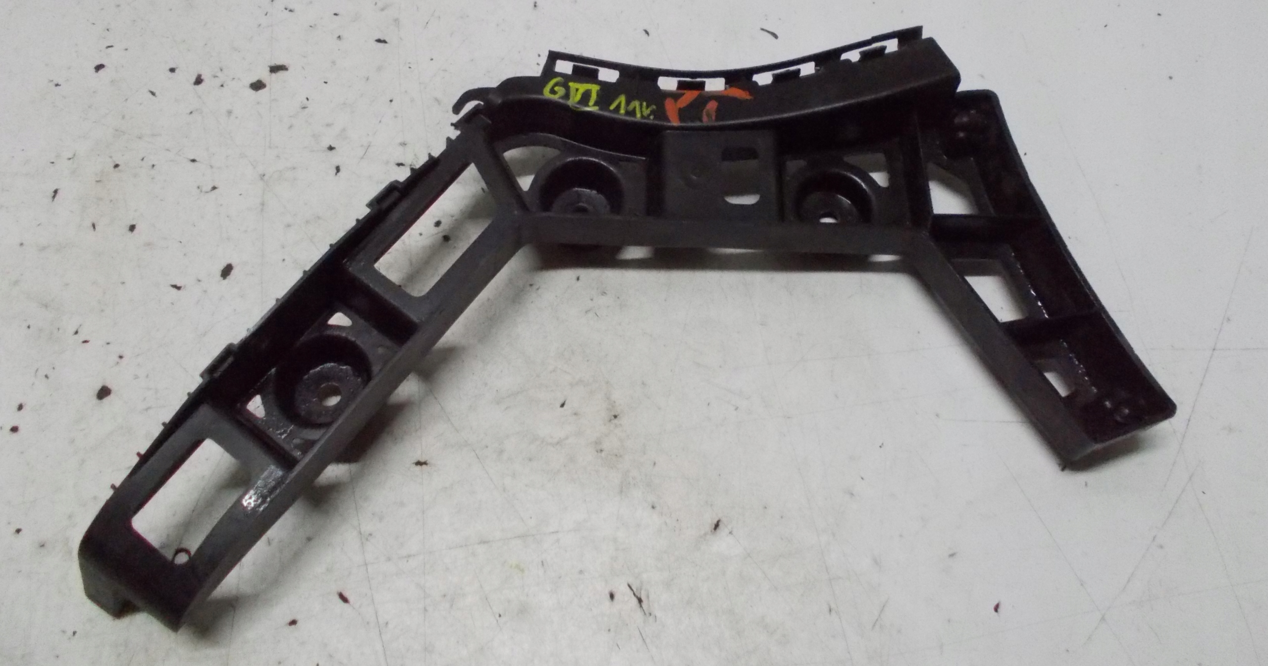 VW GOLF VI CABRIO 11R bumper bracket right rear part 5K7807394B