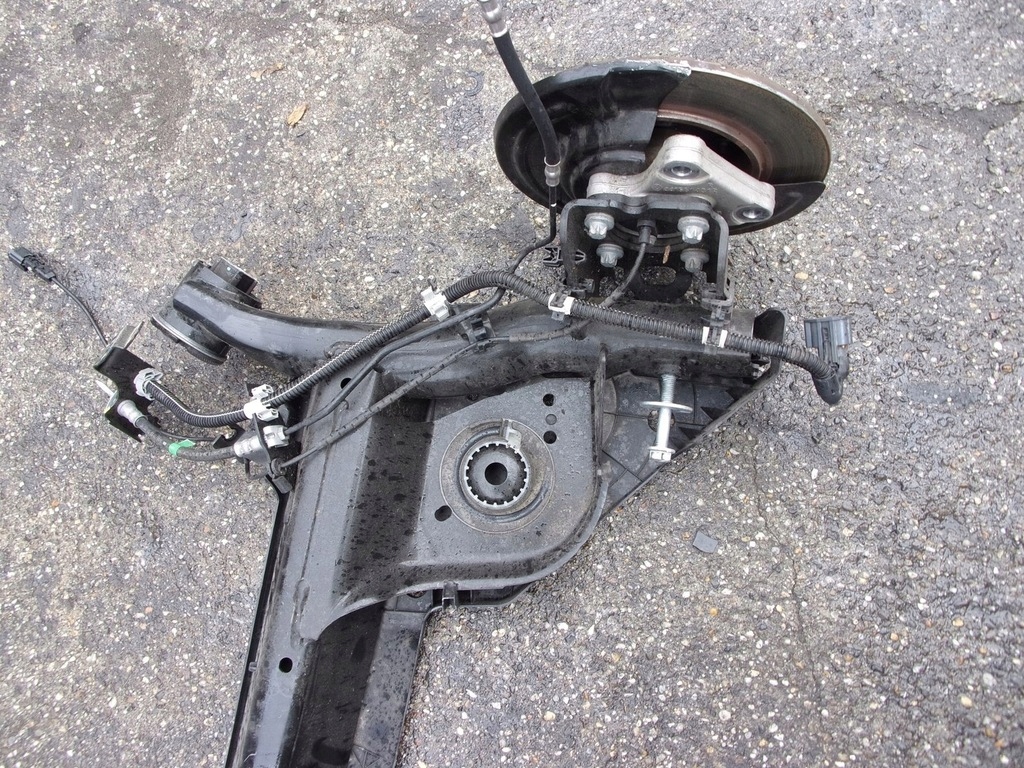 OŚ BELKA TYLNA RENAULT CLIO 5 V Typ samochodu Samochody osobowe