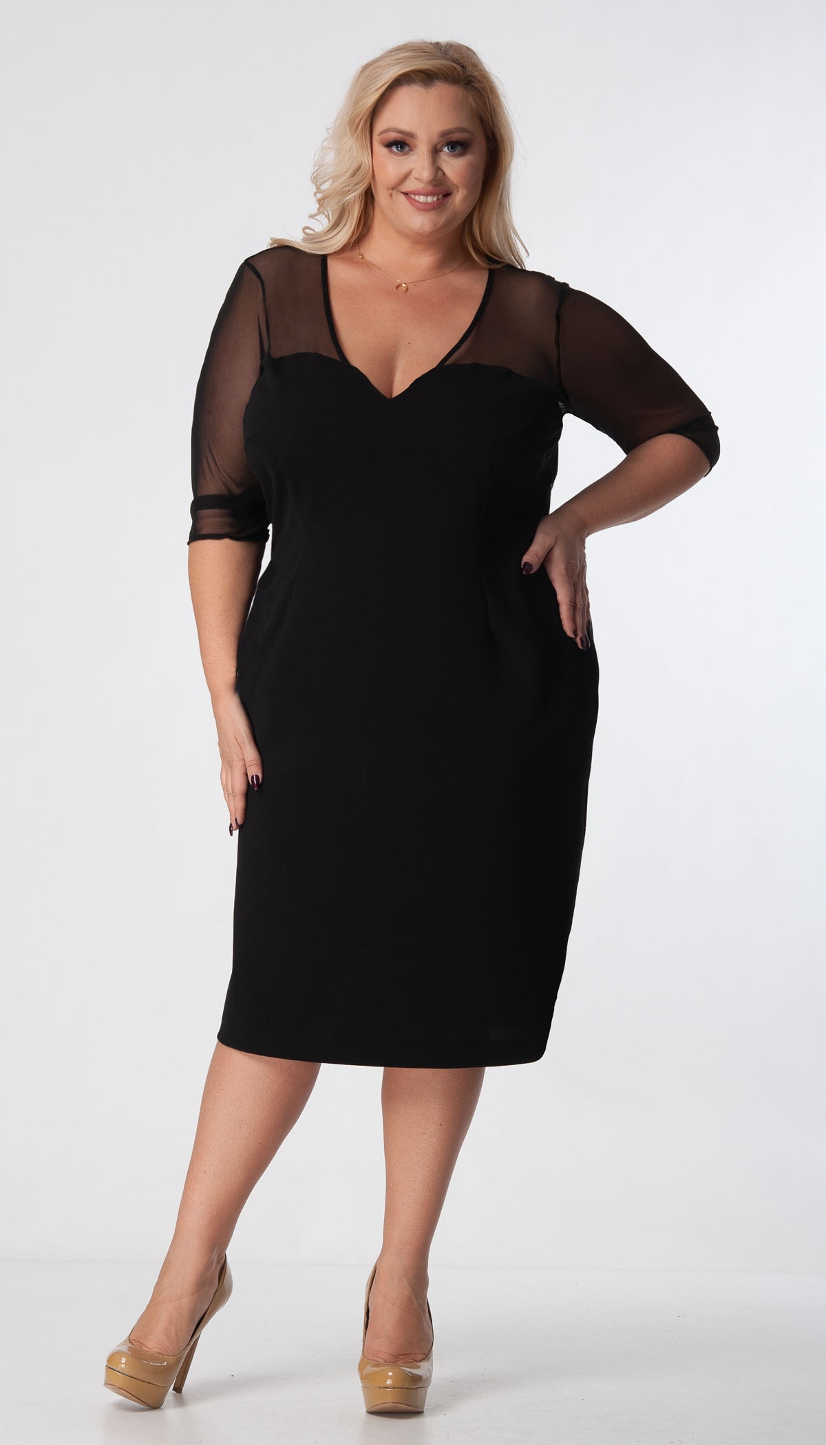 Krásné elegantní tylové svatební hostina šaty Plus Size (44-54) 44 XXL