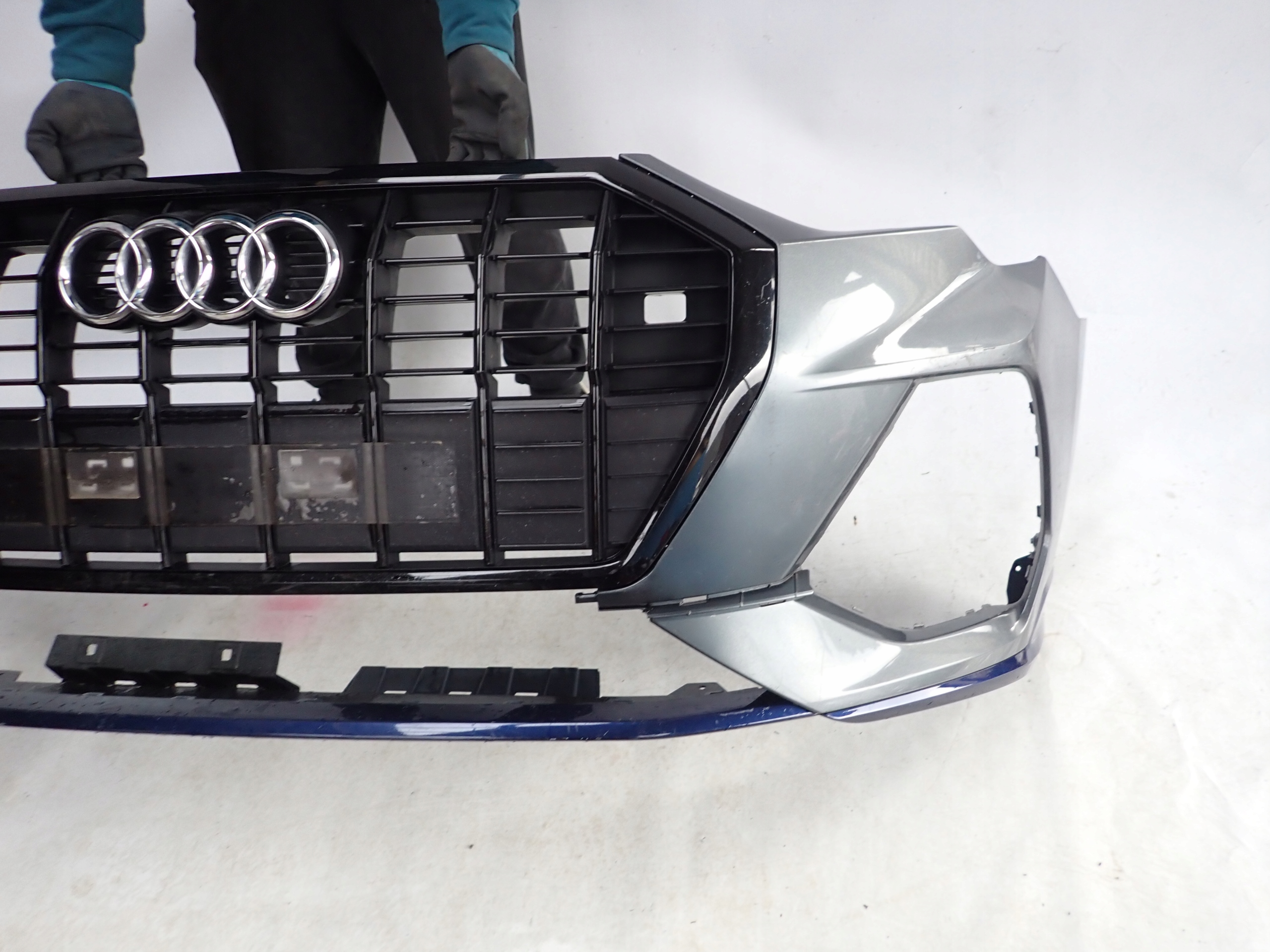 AUDI Q3 S-LINE 83A 18- bumper front front 83A807438D without DZIUR