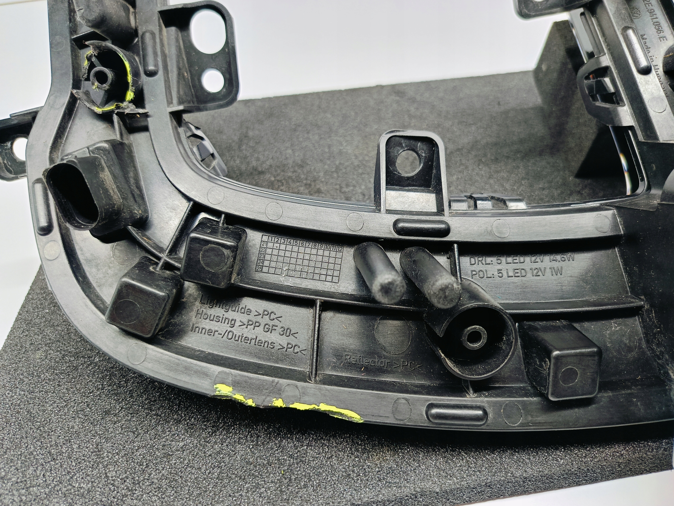 vw UP РЕСТАЙЛИНГ 16- ГАЛОГЕН правый правая свет led 12E941056E