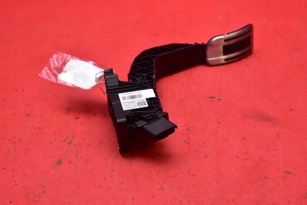 потенциометр педаль газа европа 9837891880 opel MOKKA b 1.2 T 130 ЛС 20-