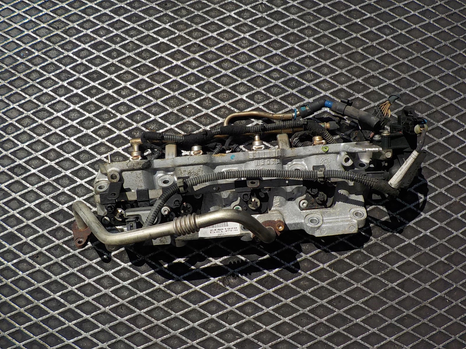 OPEL ZAFIRA B KOLEKTOR SSĄCY 24431920