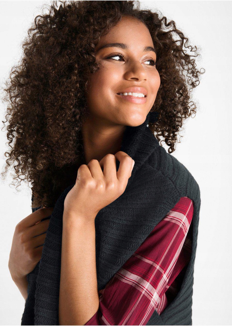 CZARNA KAMIZELKA Z DZIANINY__52 Marka Bonprix