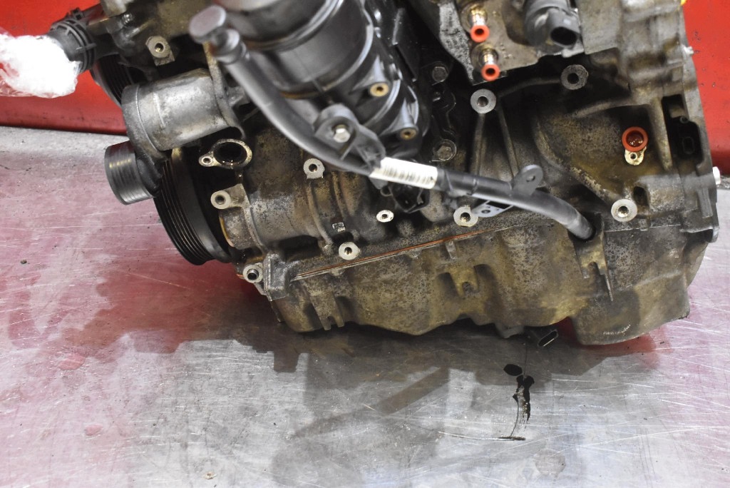engine DIESEL N47D20C pump 0445010506 BMW E90 E91 2.0 D 143 KM LIFT FILM