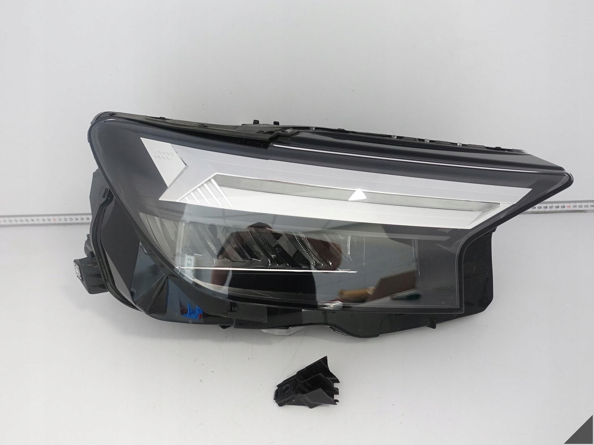 AUDI Q4 E-TRON 89A 21- light HEADLIGHT LOW FULL LED right front EUROPA