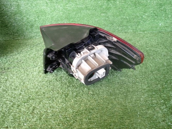 VW SPORTSVAN 12- light left rear rear part