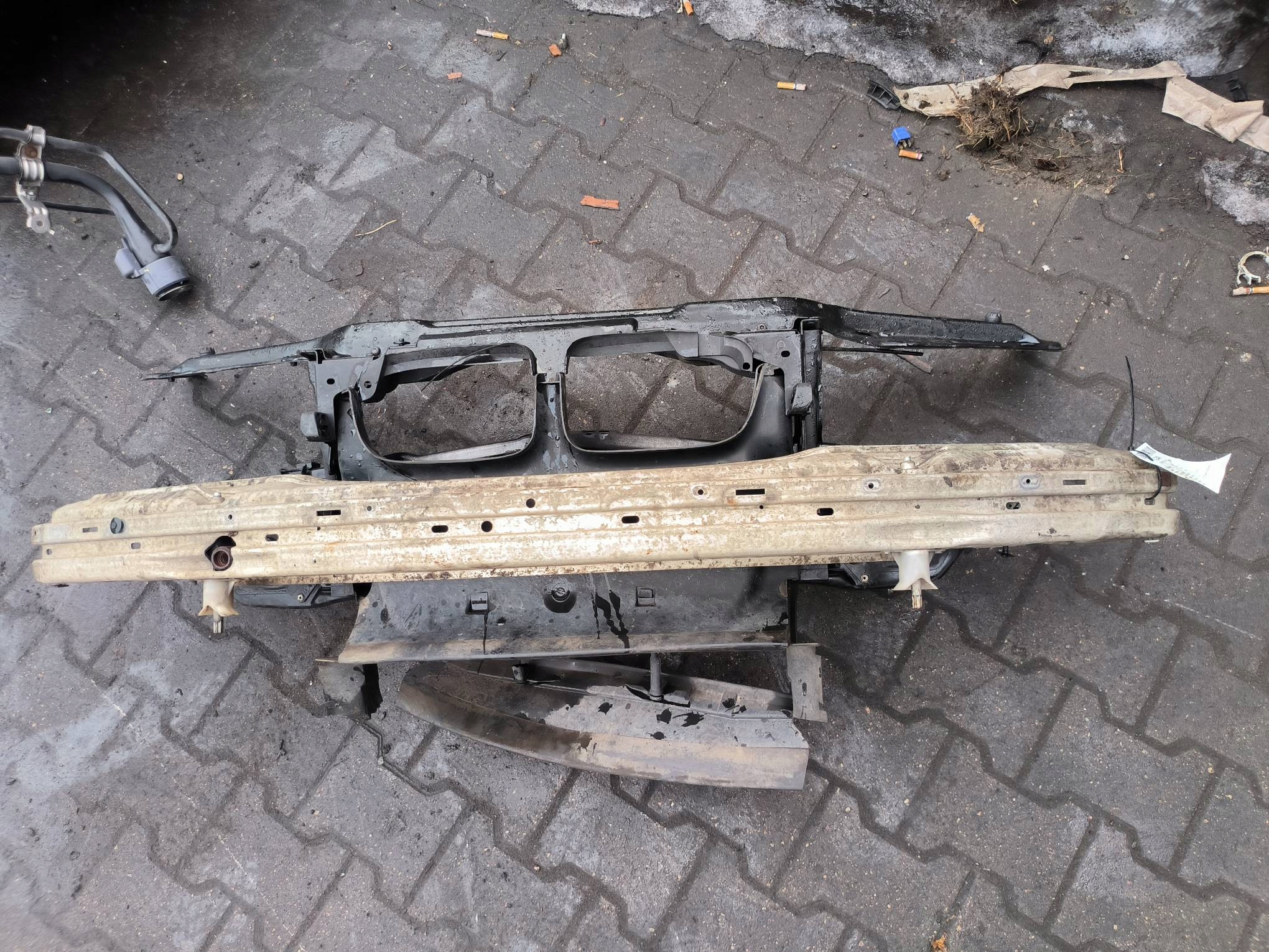 Schlossträger BMW E46 318 LIFT