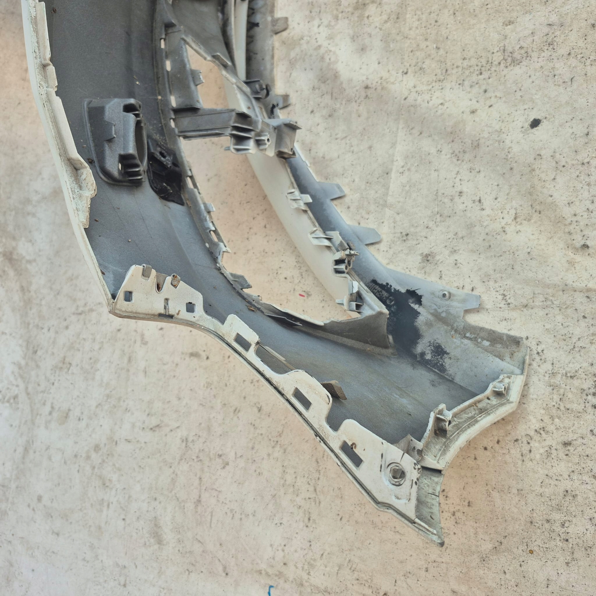 AUDI A3 III 8V sedan 13- bumper front front SPR