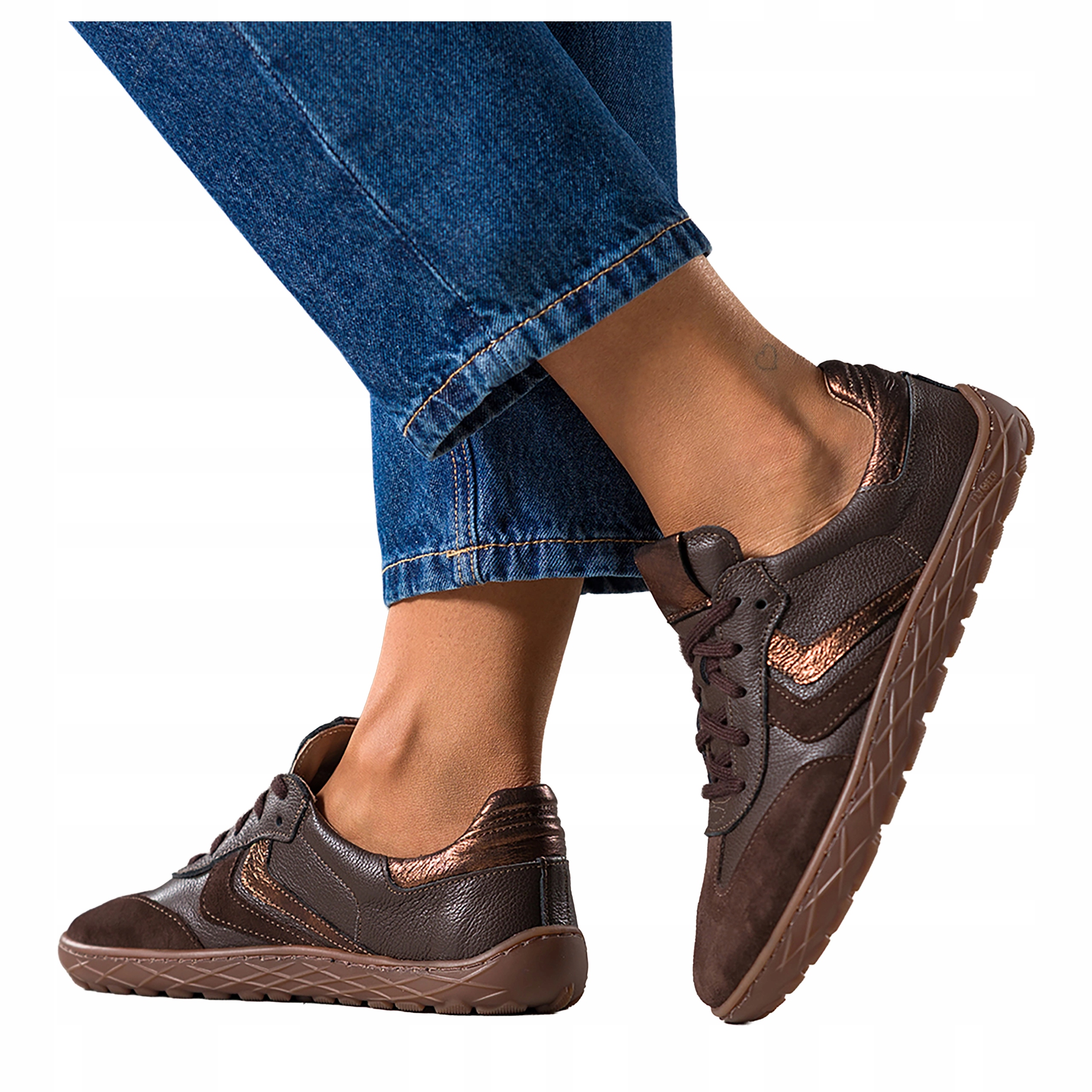 Dámské čokoládové Sneakersy Barefoot Šněrovací Kožené Polské, velikost 38