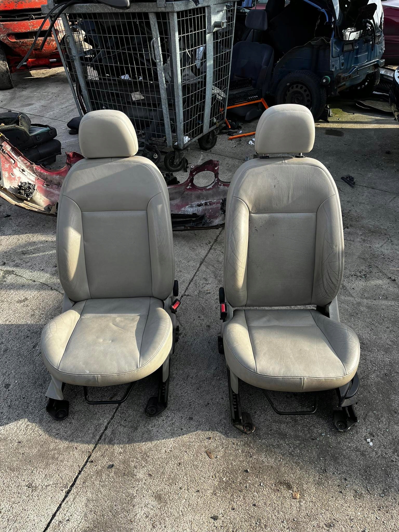 FORD FIESTA MK6 5D ДИВАН СИДЕНЬЯ КОЖА