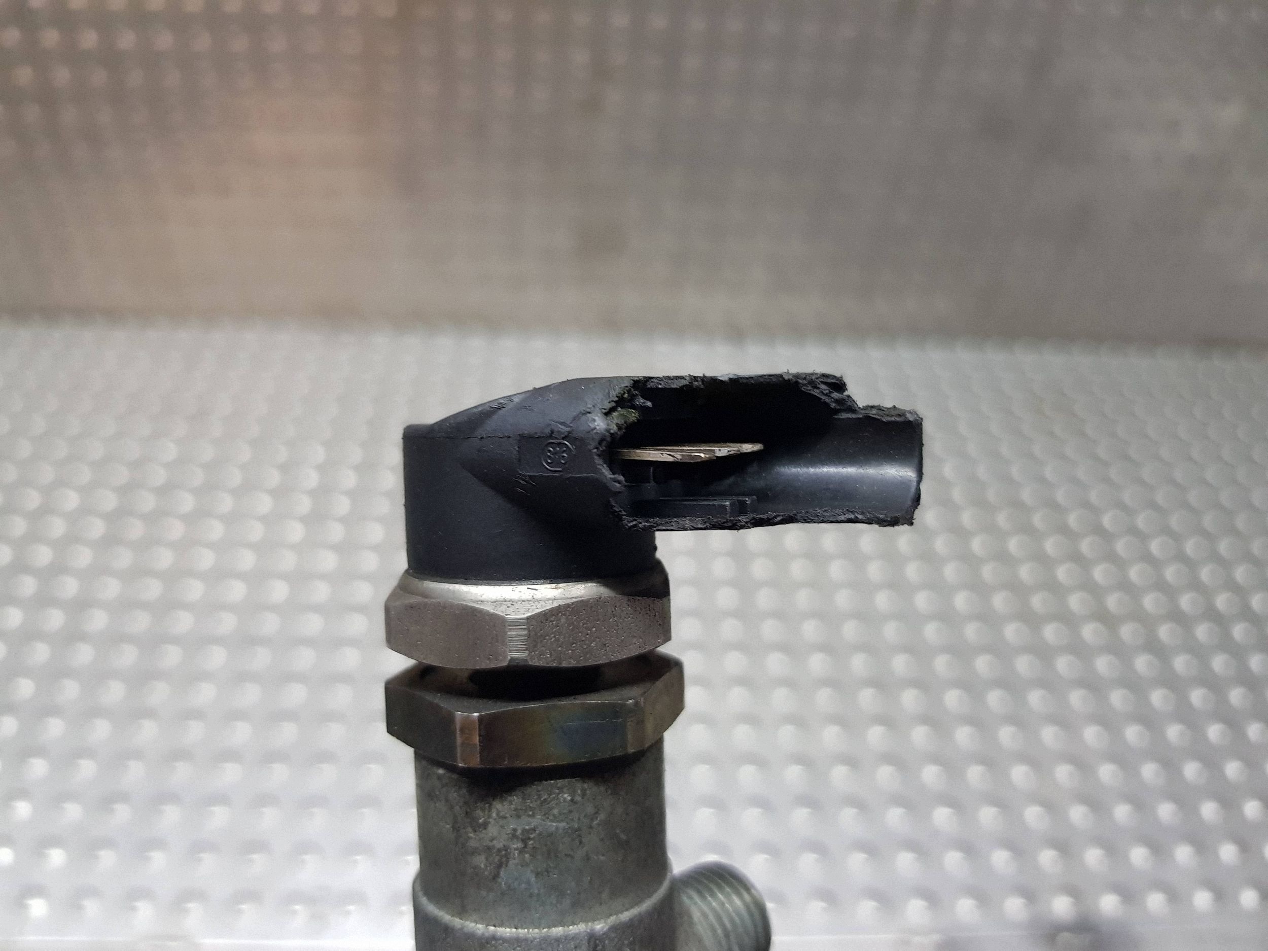 Rampa iniezione sensore 7787164 BMW E46 E90 E60 E61 E87 E91 E83 2.0 D M47