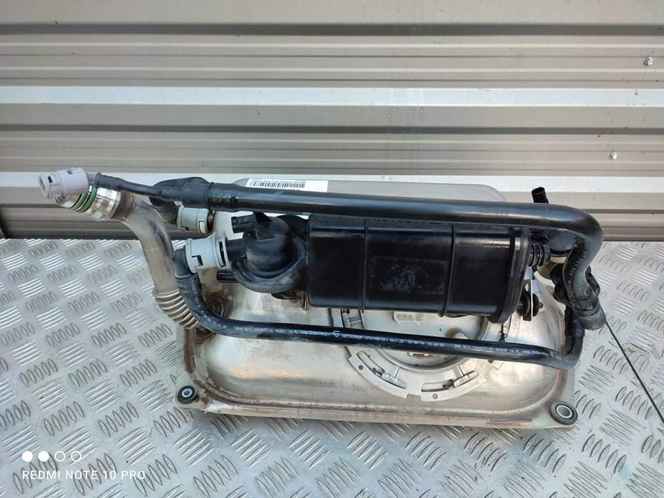 BMW I3 топливный бак