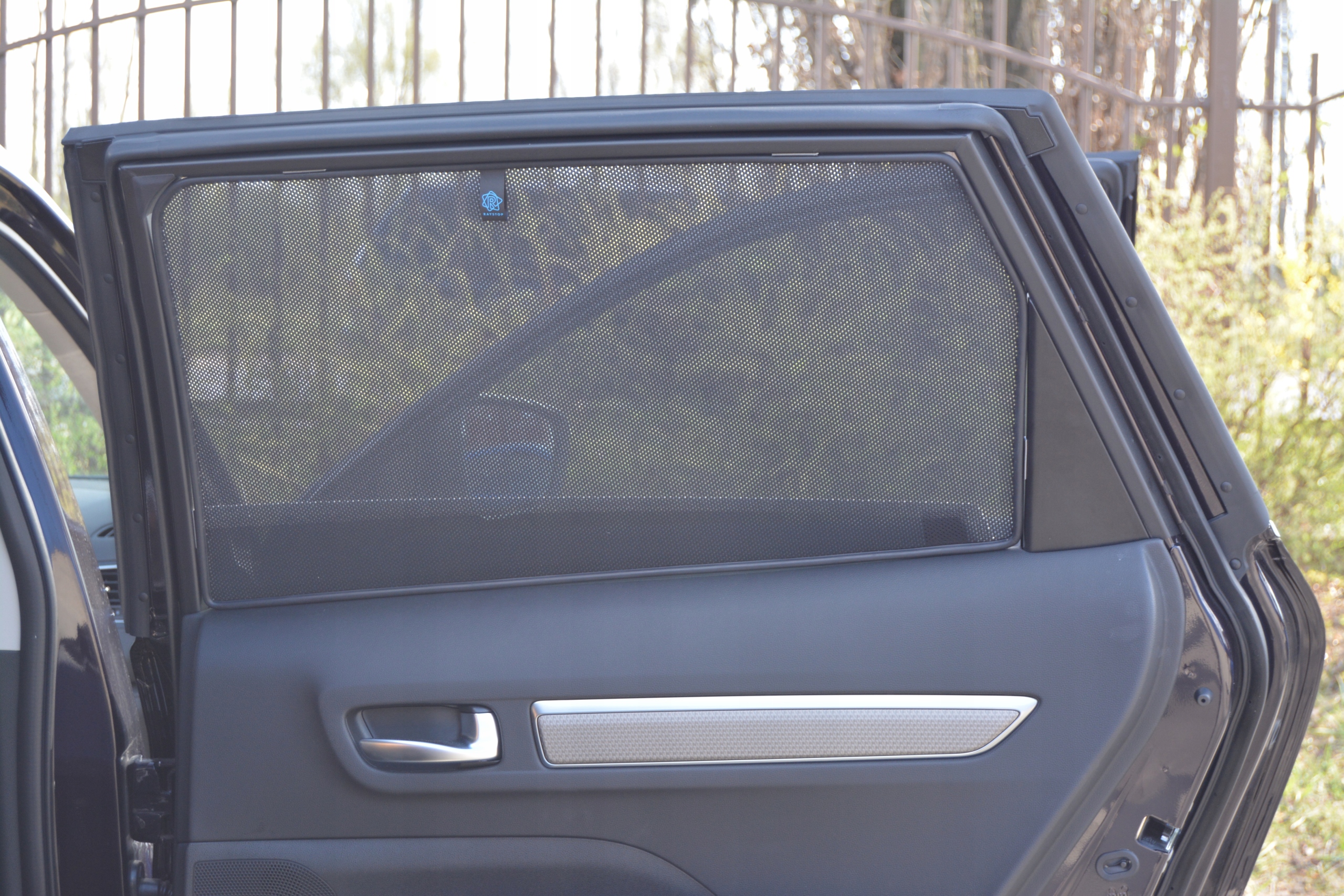 F2820e9d490fbaea926fd5a6e26e