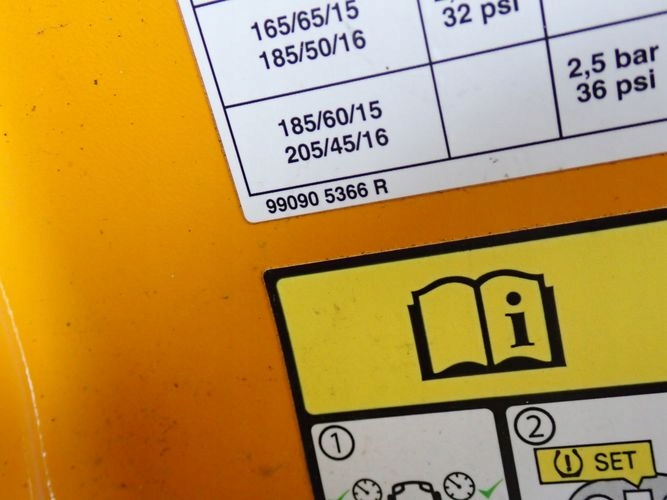 RENAULT TWINGO III 14- dveře levé přední předek