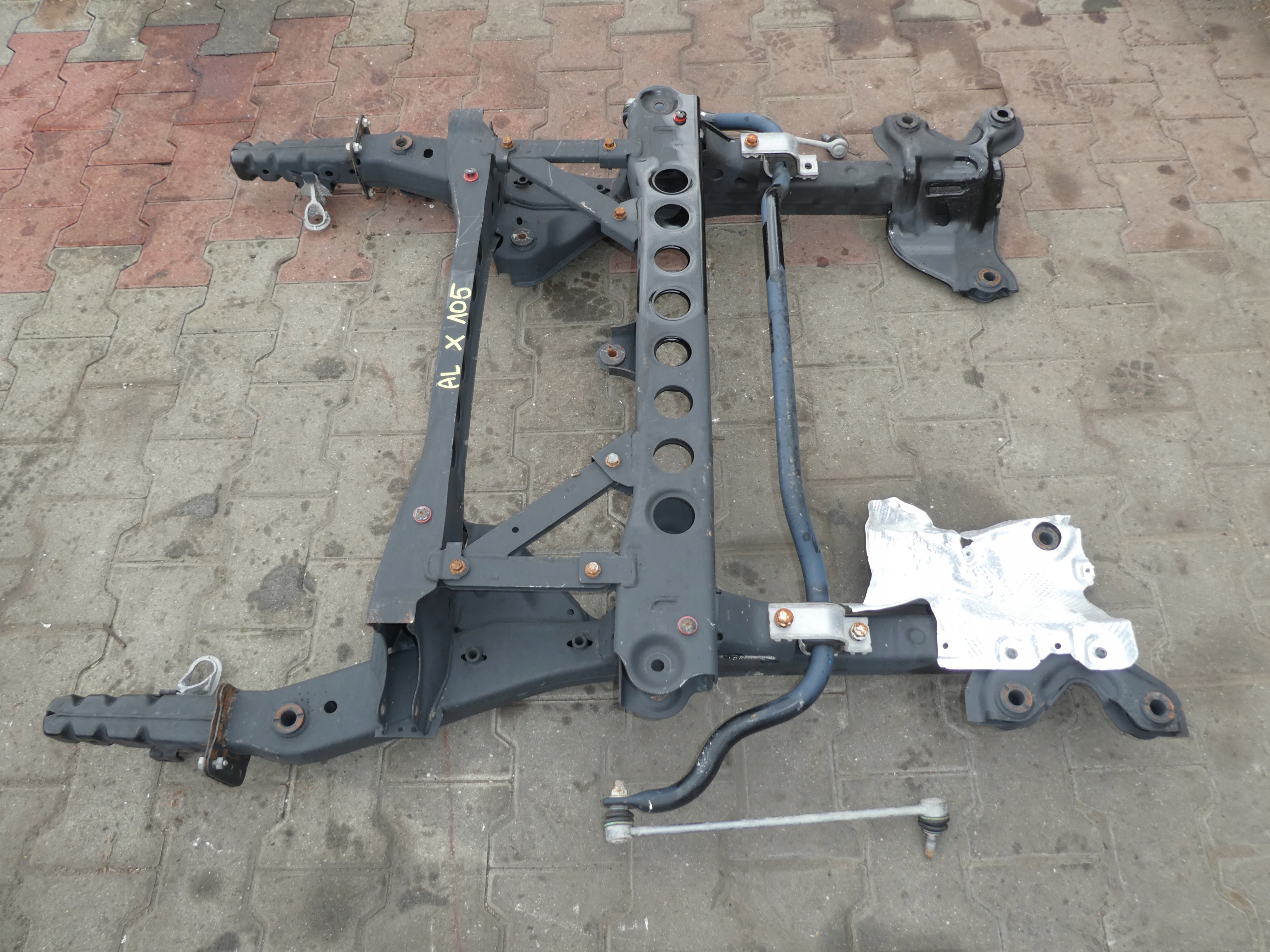 MERCEDES VITO W447 subframe axle beam front