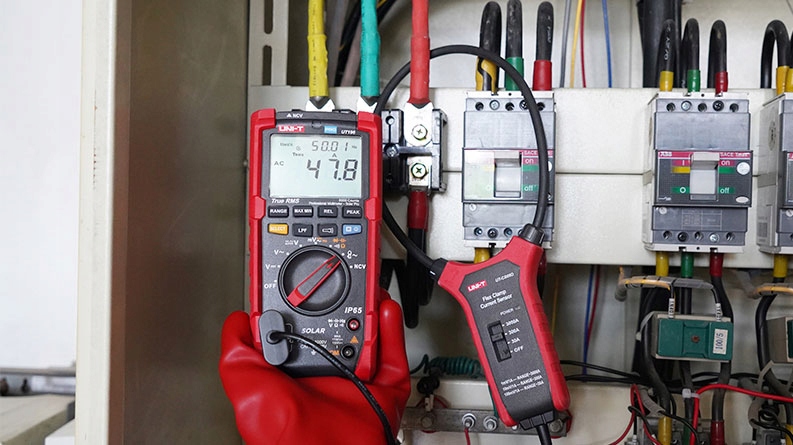 UT196 miernik do instalacji fotowoltaicznych pro Pomiar ciągłość napięcie przemienne AC napięcie stałe DC parametry diody pojemność rezystancja