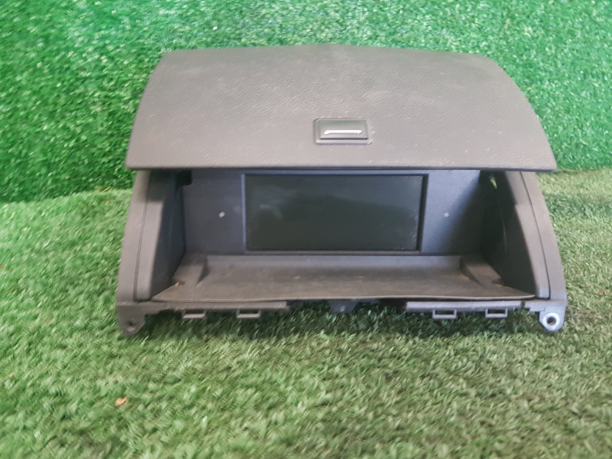 display MERCEDES-BENZ C-KLASA W204 A2046801231 A2048204297