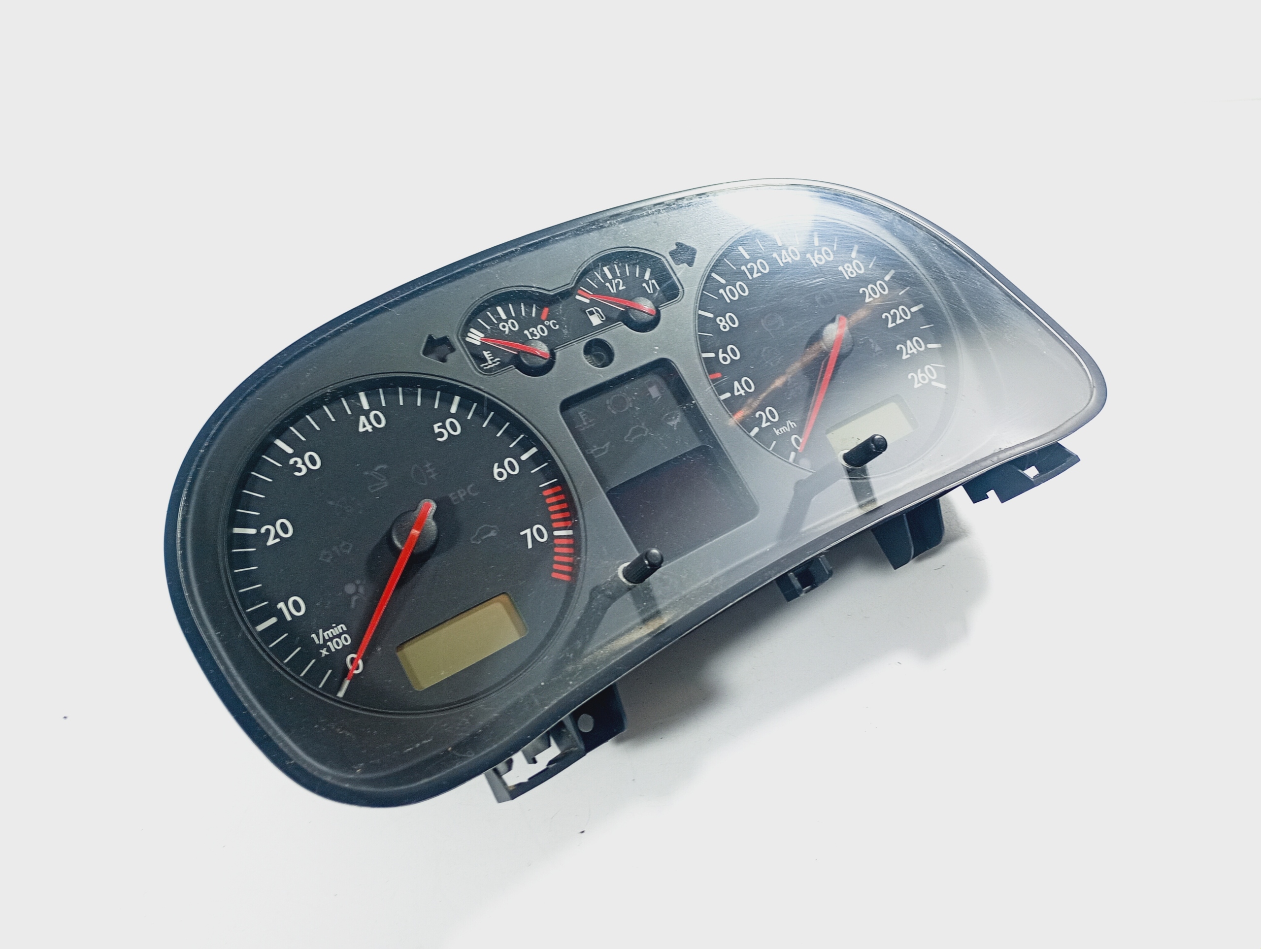 dials dials tachometer przebieg 285644 km OE 1J0920822A VW Bora 98-05