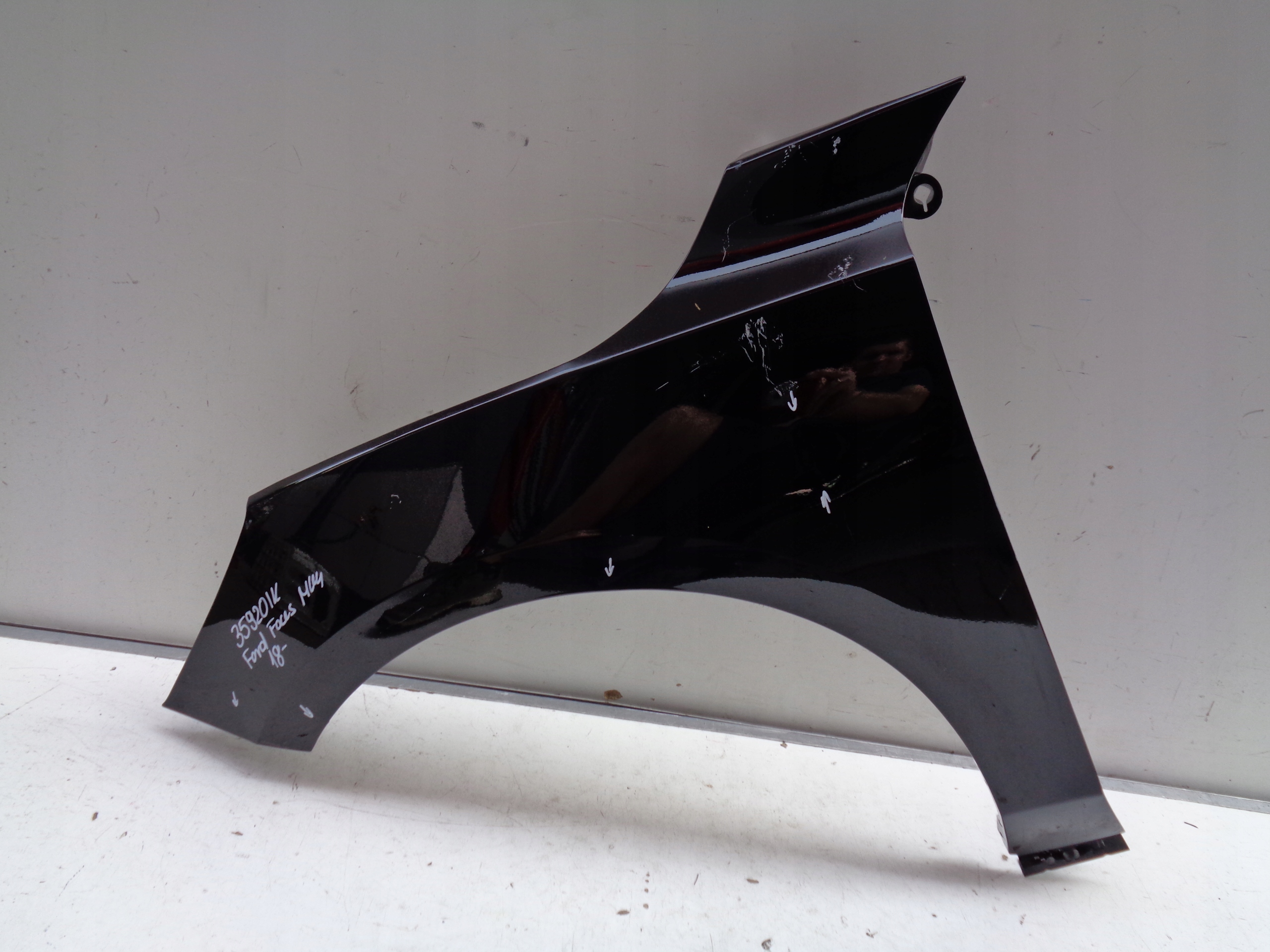 fender left front FORD FOCUS MK4 18- NR 35920