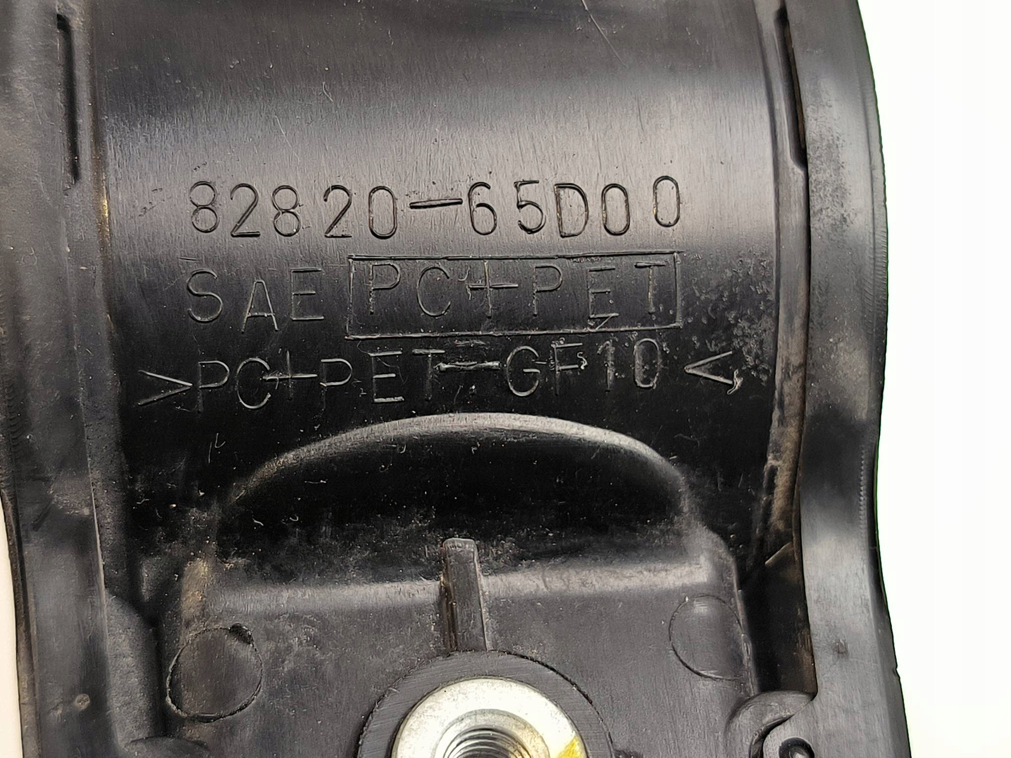 handle left rear part 82820-65D00 SUZUKI GRAND VITARA and