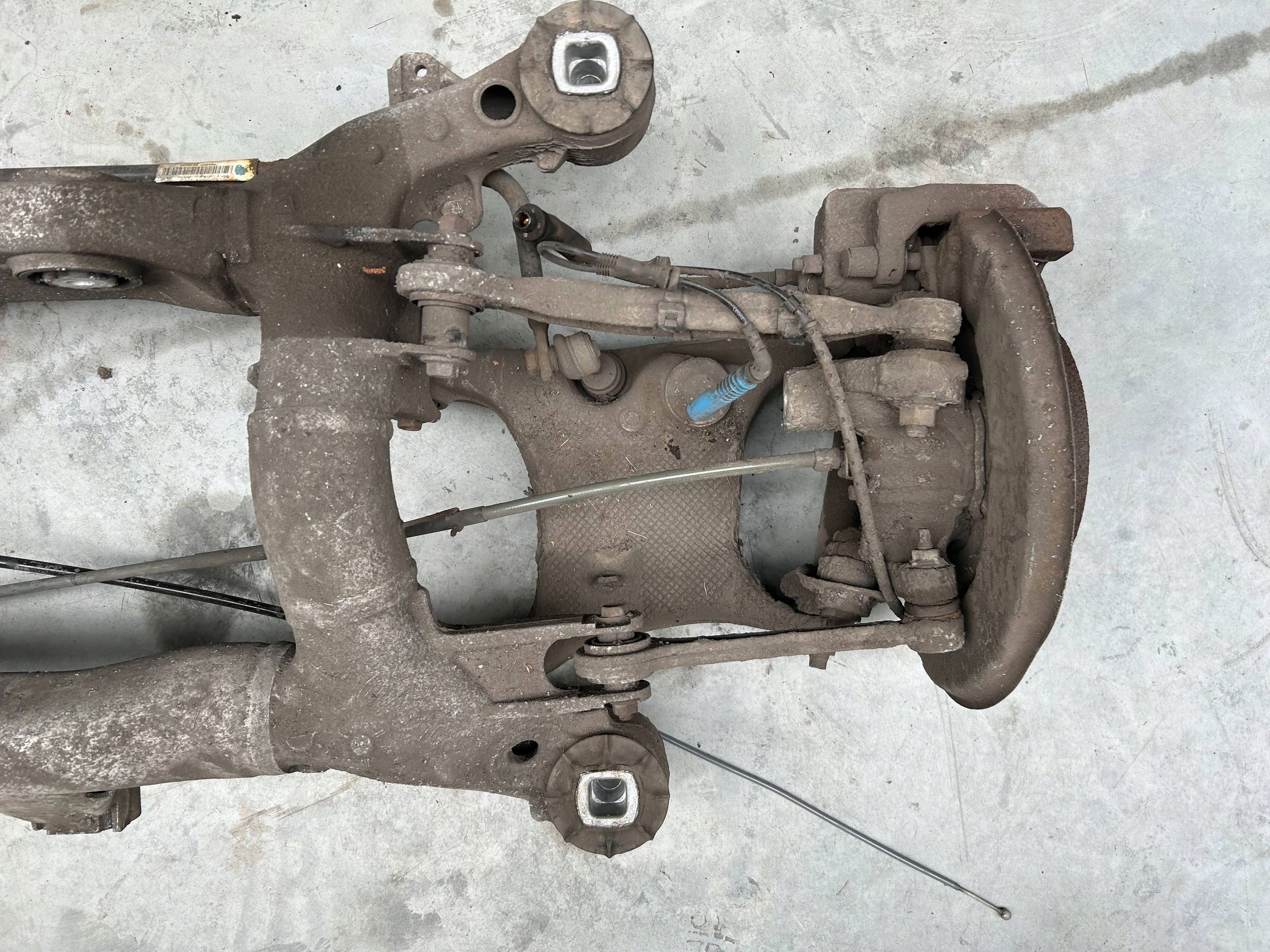 complete axle beam subframe rear part Komplet BMW 5 E60 E61 2005 525d 6770828