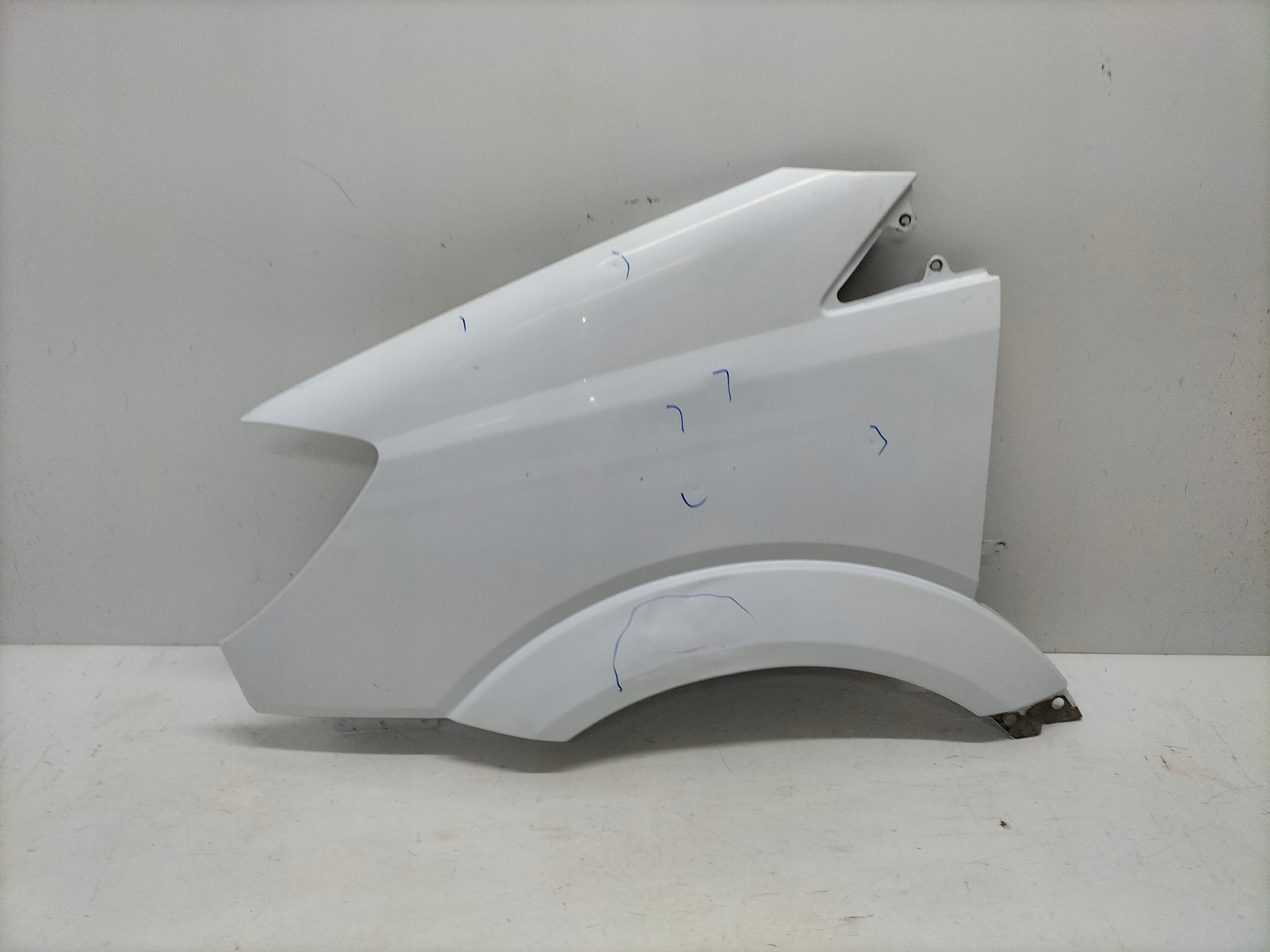 fender front front left MERCEDES SPRINTER W906 06-13