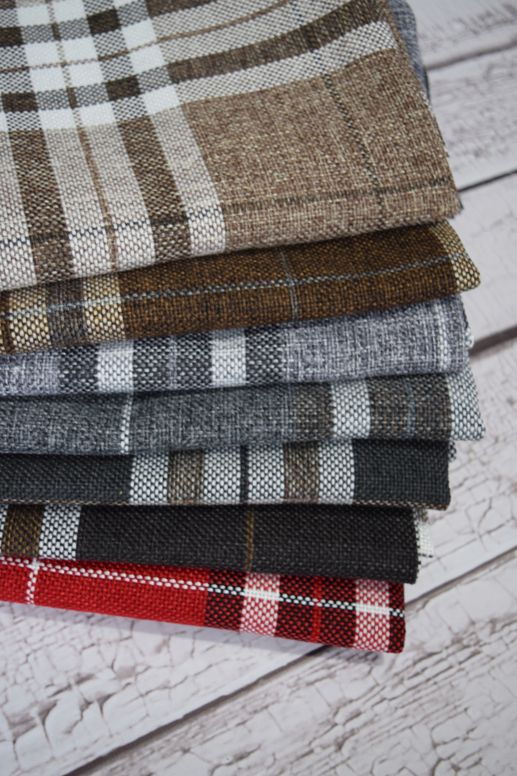 PUFA kostka 40x40x40 KRATA LOBOX plecionka kolory Wysokość mebla 40 cm