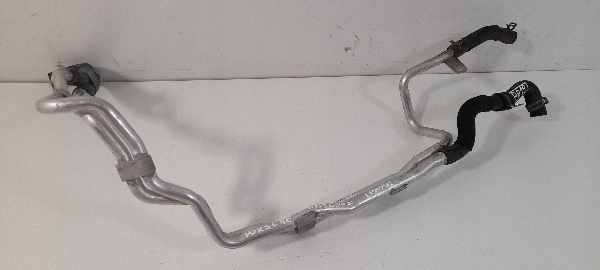 Porsche Cayenne 9Y0 9Y3 prijenos wodny 4M0121520F (PR19)