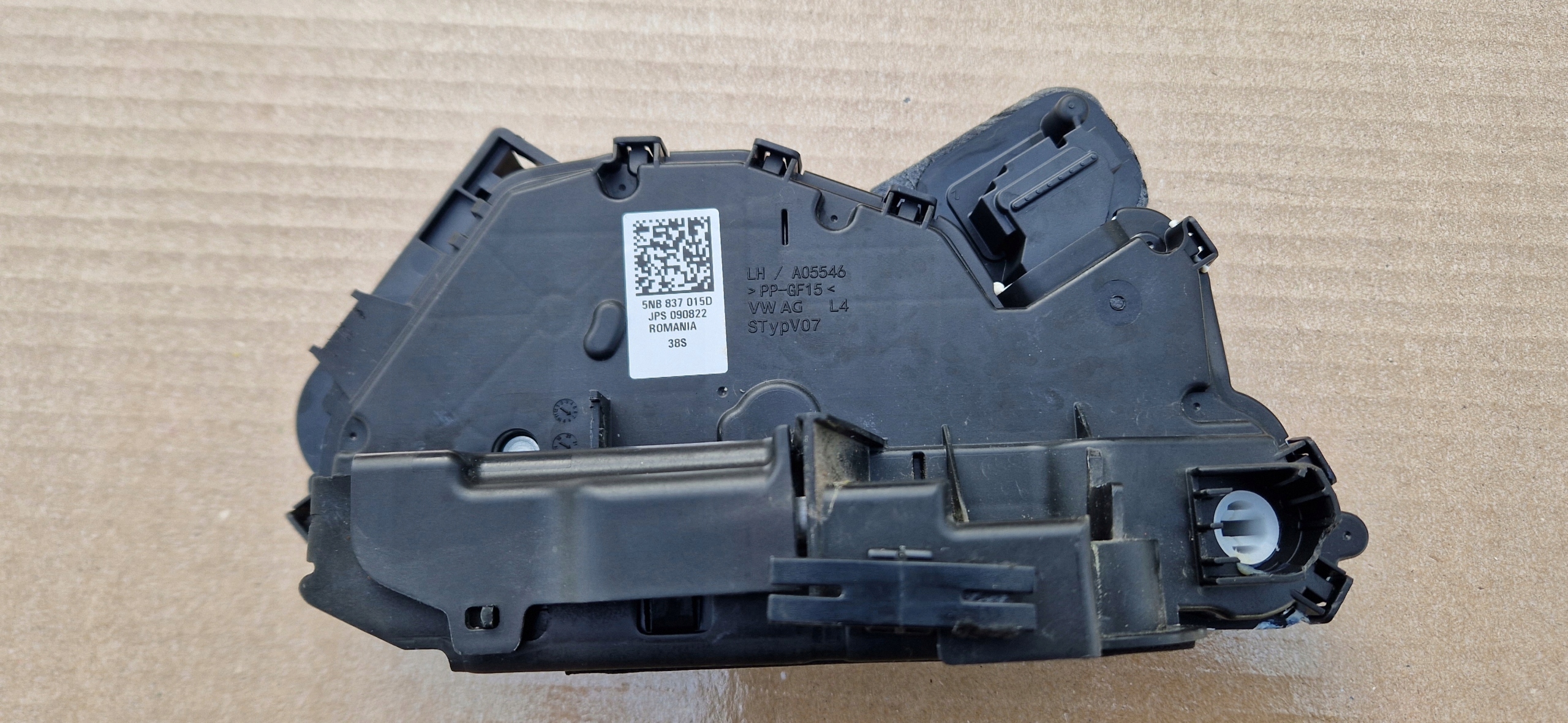 ZAMEK DRZWI 5NB837015D VW SKODA AUDI ORYGINAŁ