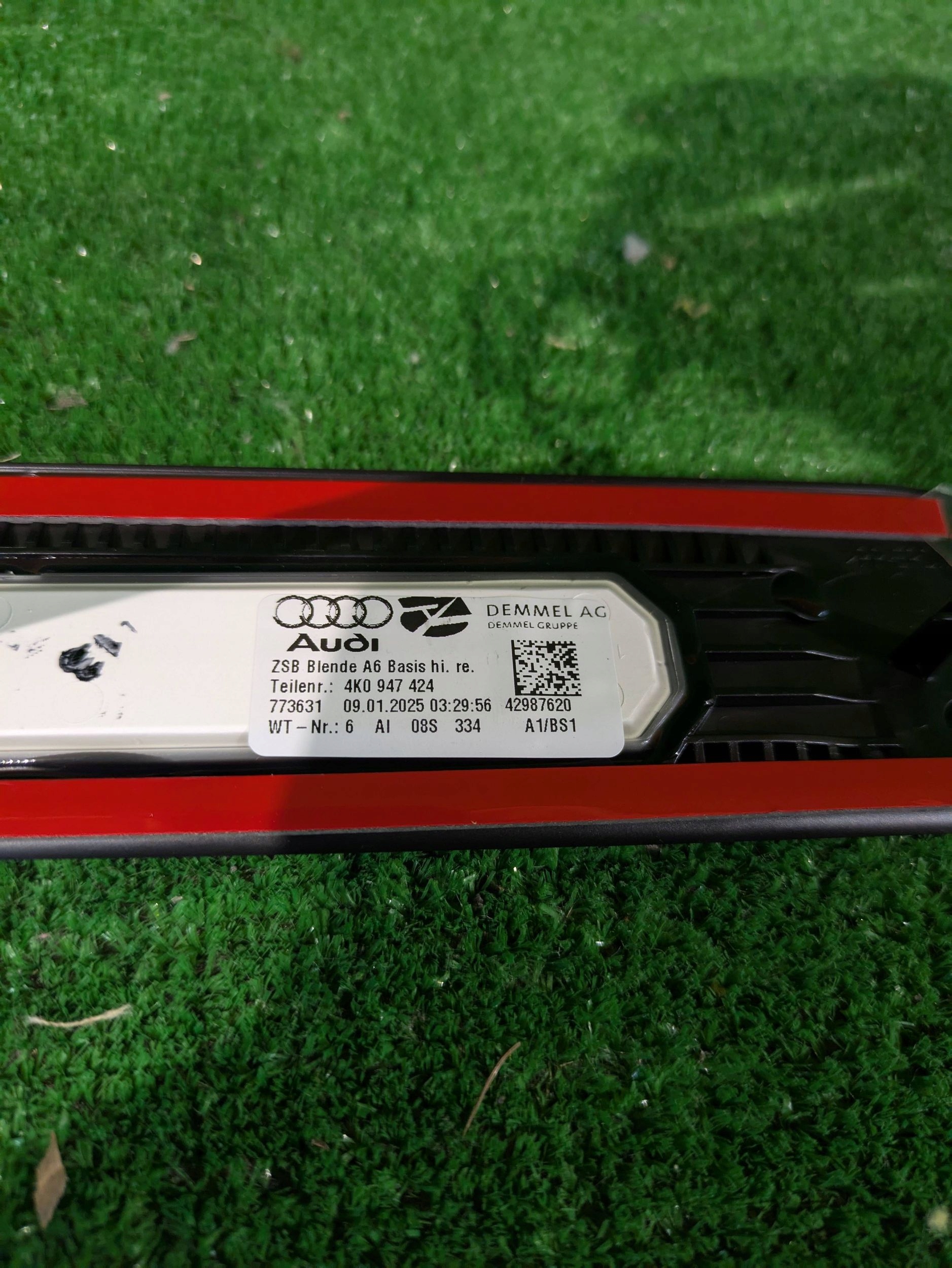 moulding threshold left rear LED AUDI A6 C8