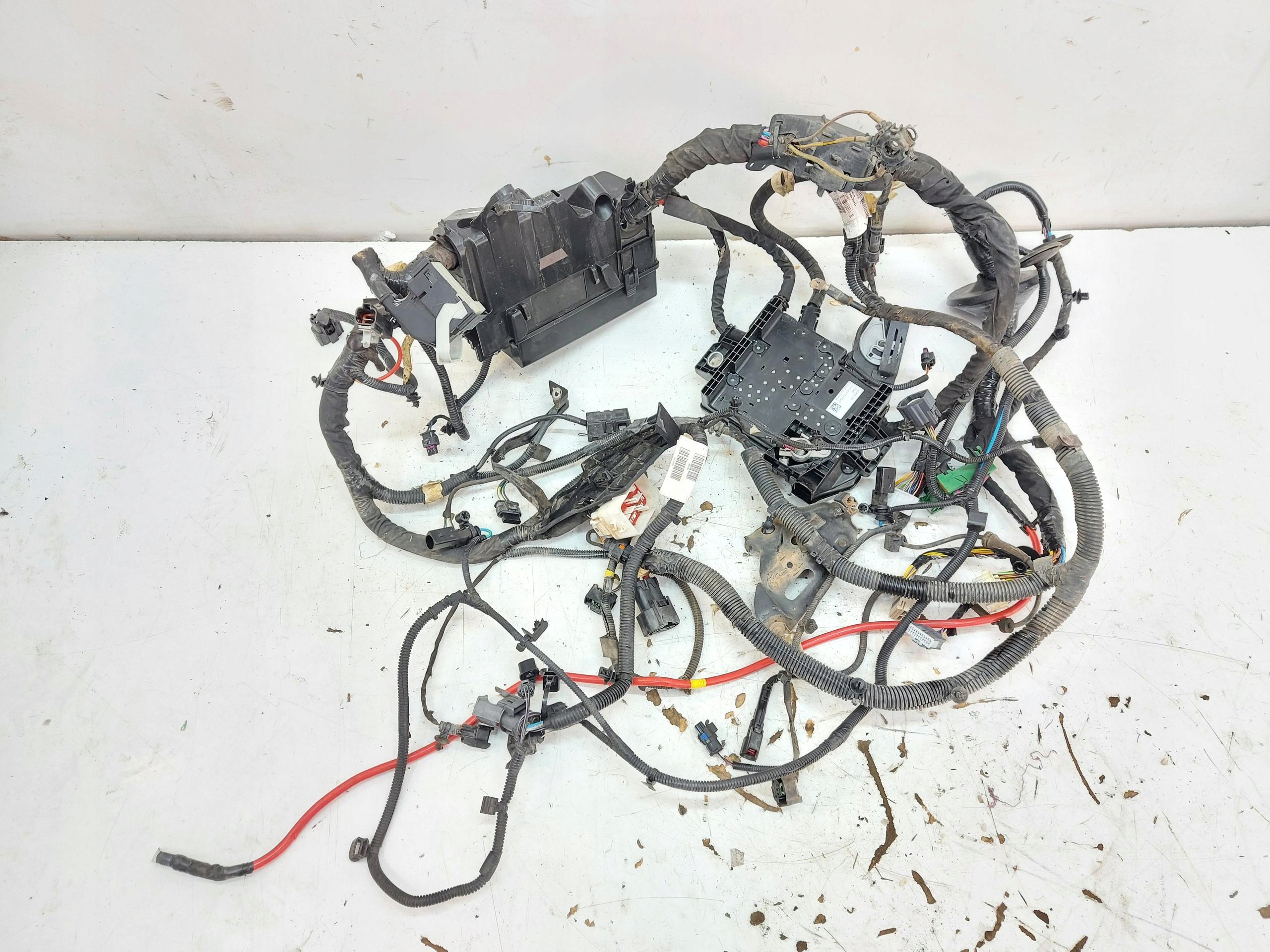 VOLVO XC40 D3 2.0 D bundle komory of the engine left 32200334