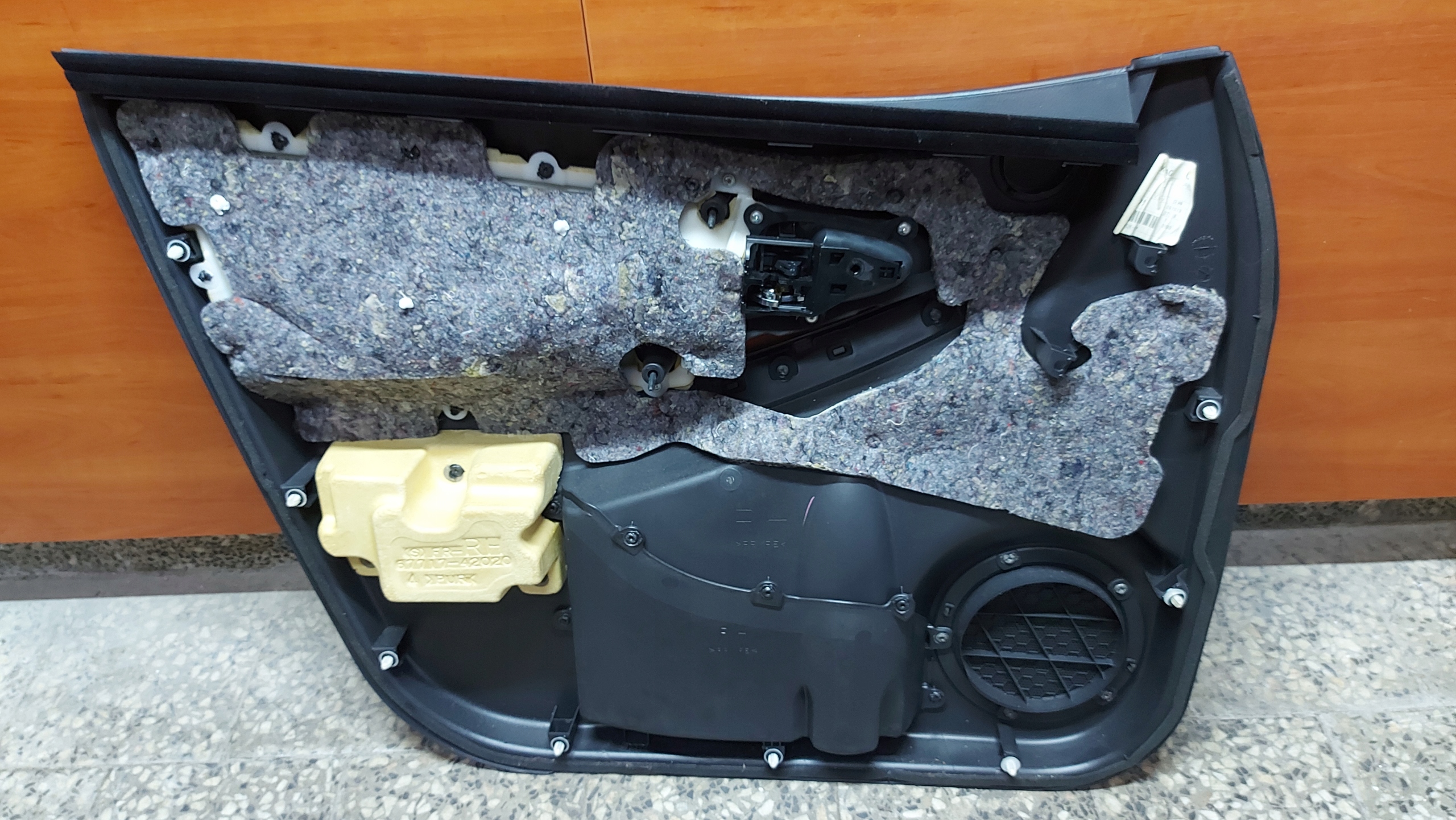 upholstery side door right right front front TOYOTA RAV4 III 05-08 EU