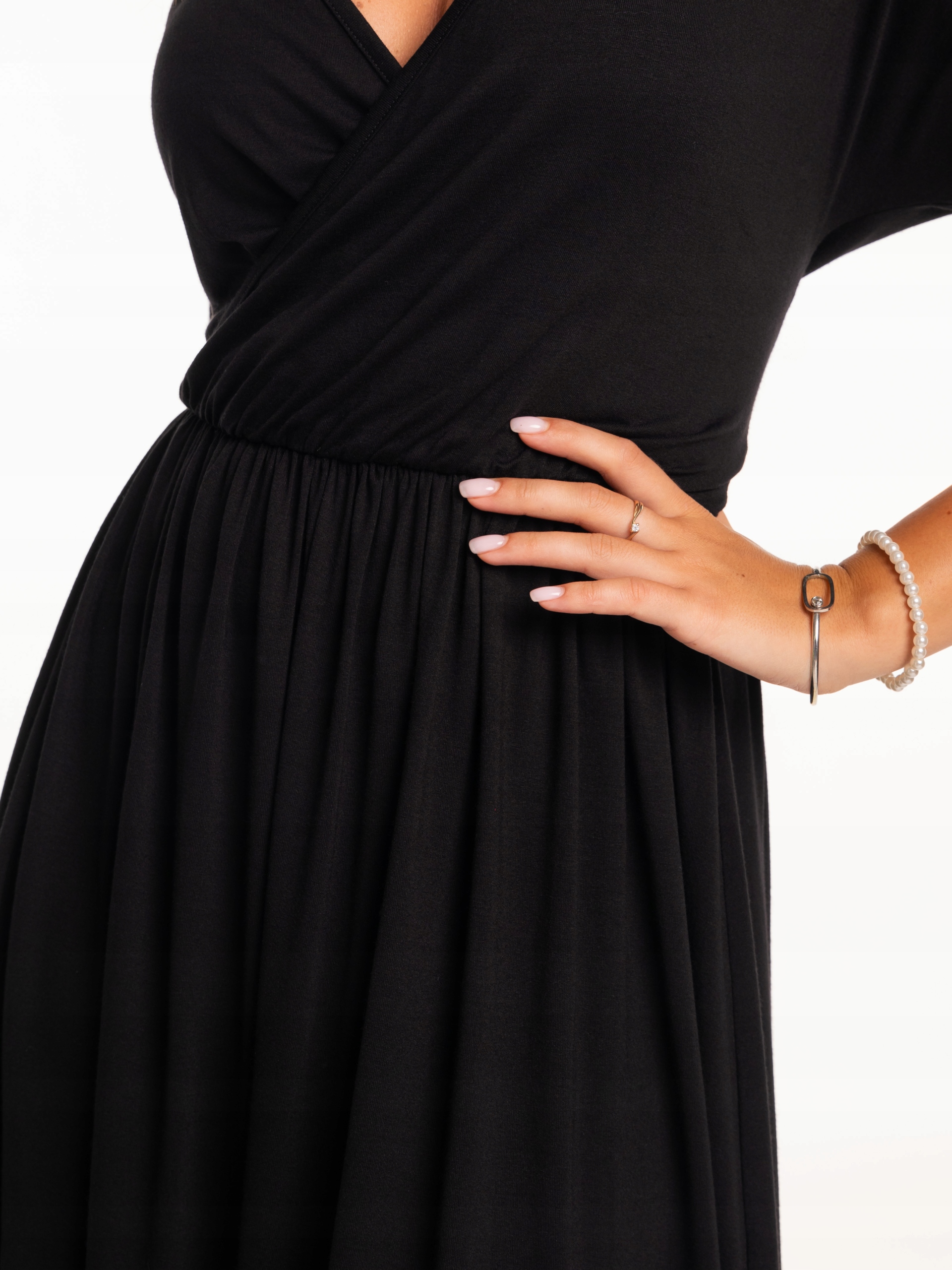 STYLOWA ROZKLOSZOWANA SUKIENKA DUŻO KOLORÓW Marka Mabaje