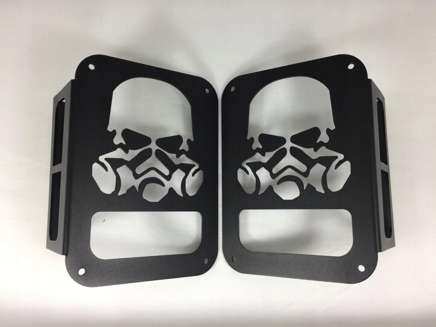 Чохли задніх ліхтарів Jeep Wrangler-TXJ 015