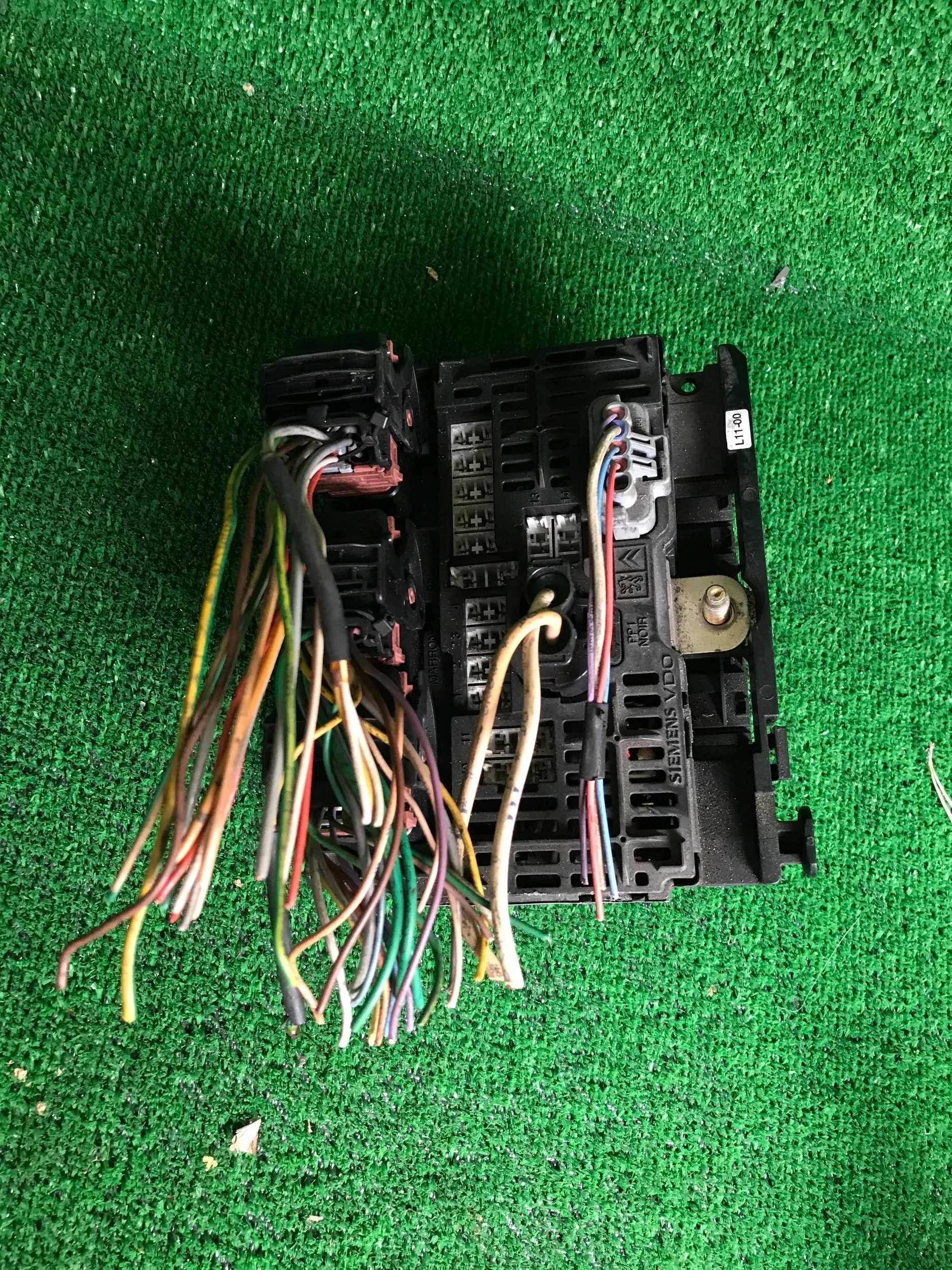 BSM UPC Skrzynka bezpieczników Citroen Peugeot 9661682980