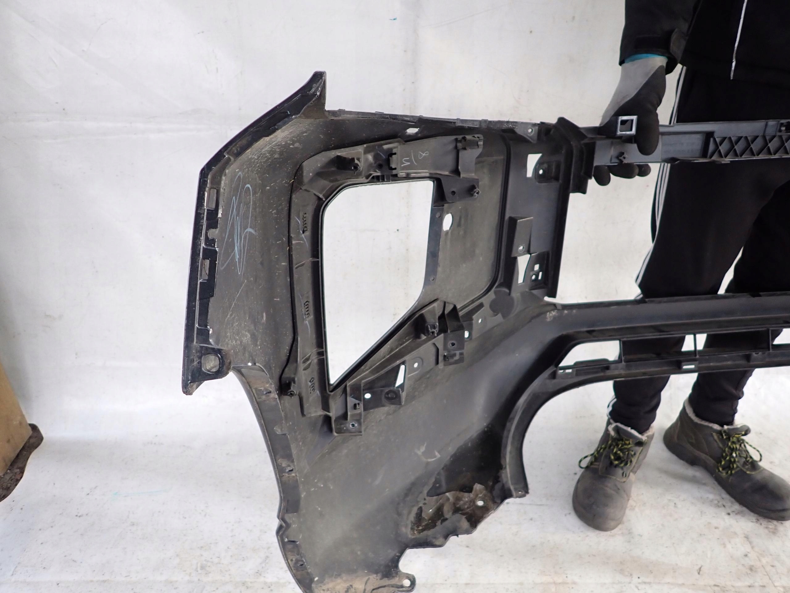 MITSUBISHI L200 V 5 LIFT 19- bumper front SPR PDC
