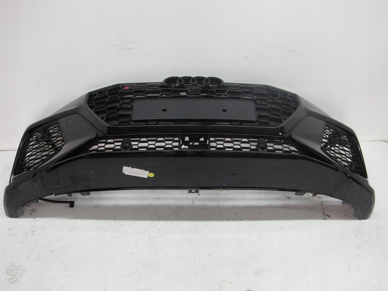 bumper AUDI Q3 RSQ3 RS 83A KAMERA 4 PDC below RADAR XENON 22R front
