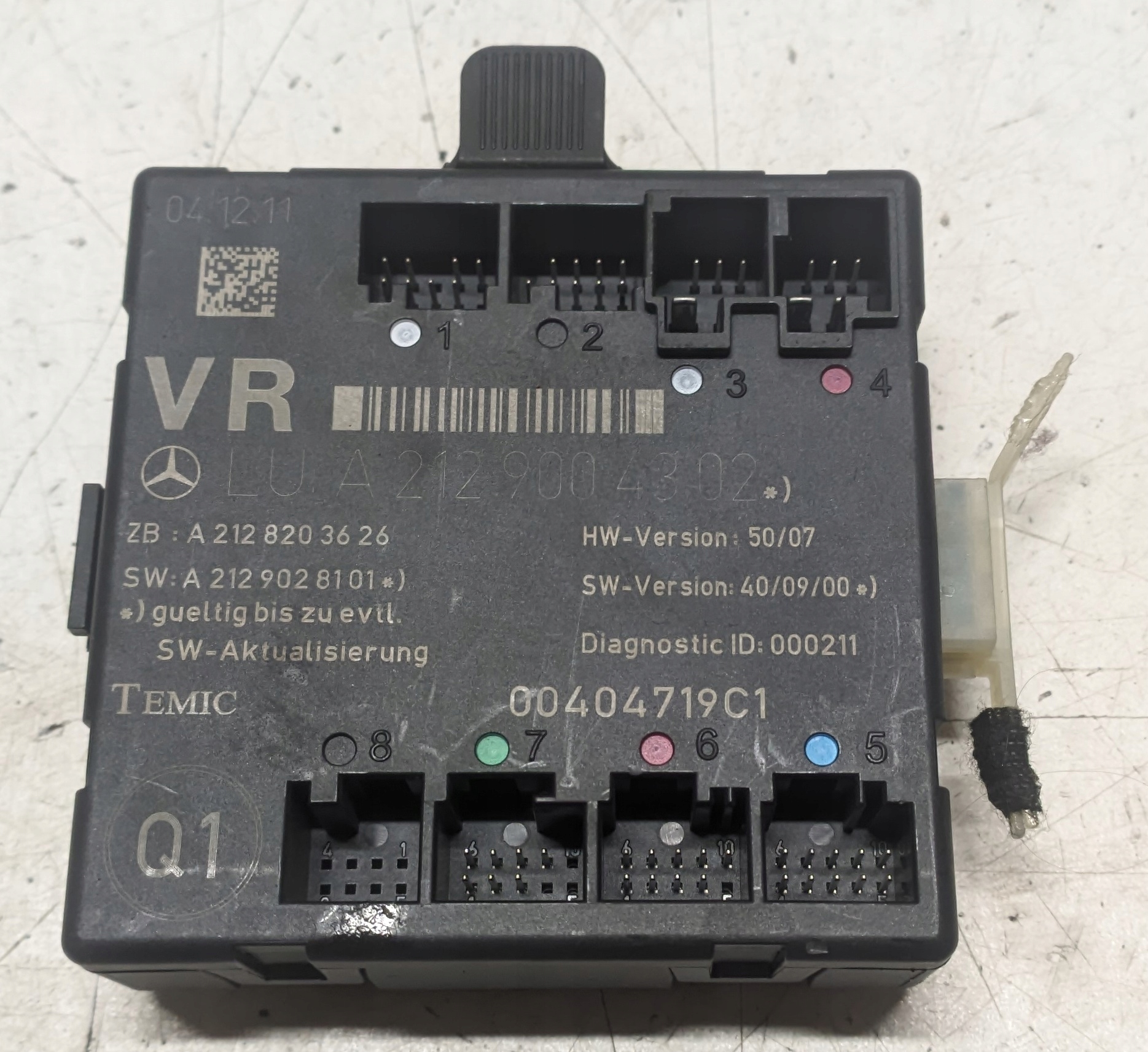 MERCEDES W212 3.0 CDI 11R module control unit door right front A2129004302