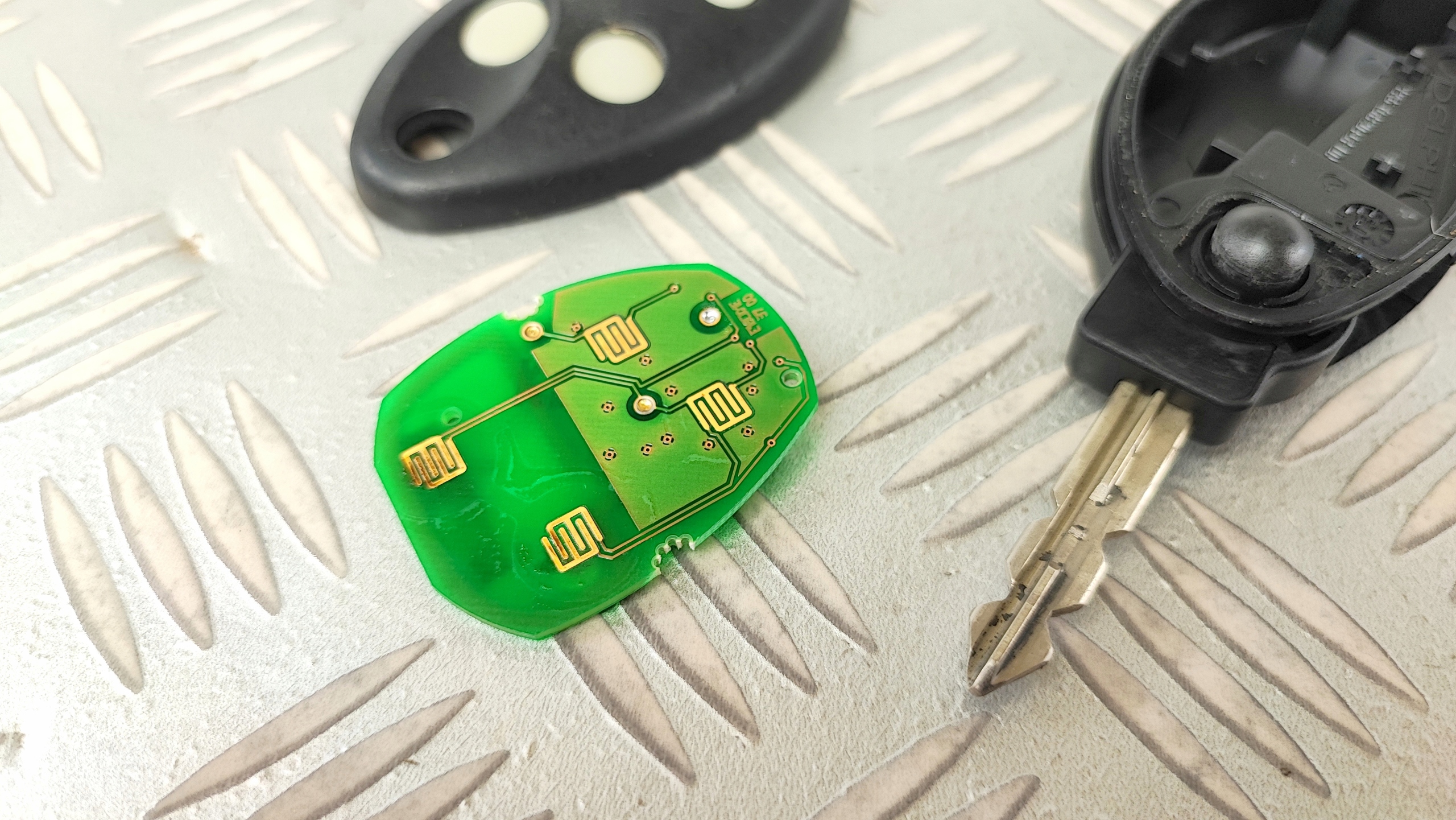 kluczyk pilot scyzoryk elektronika CITROEN C8 3 PRZYCISKI Wersja Europejska