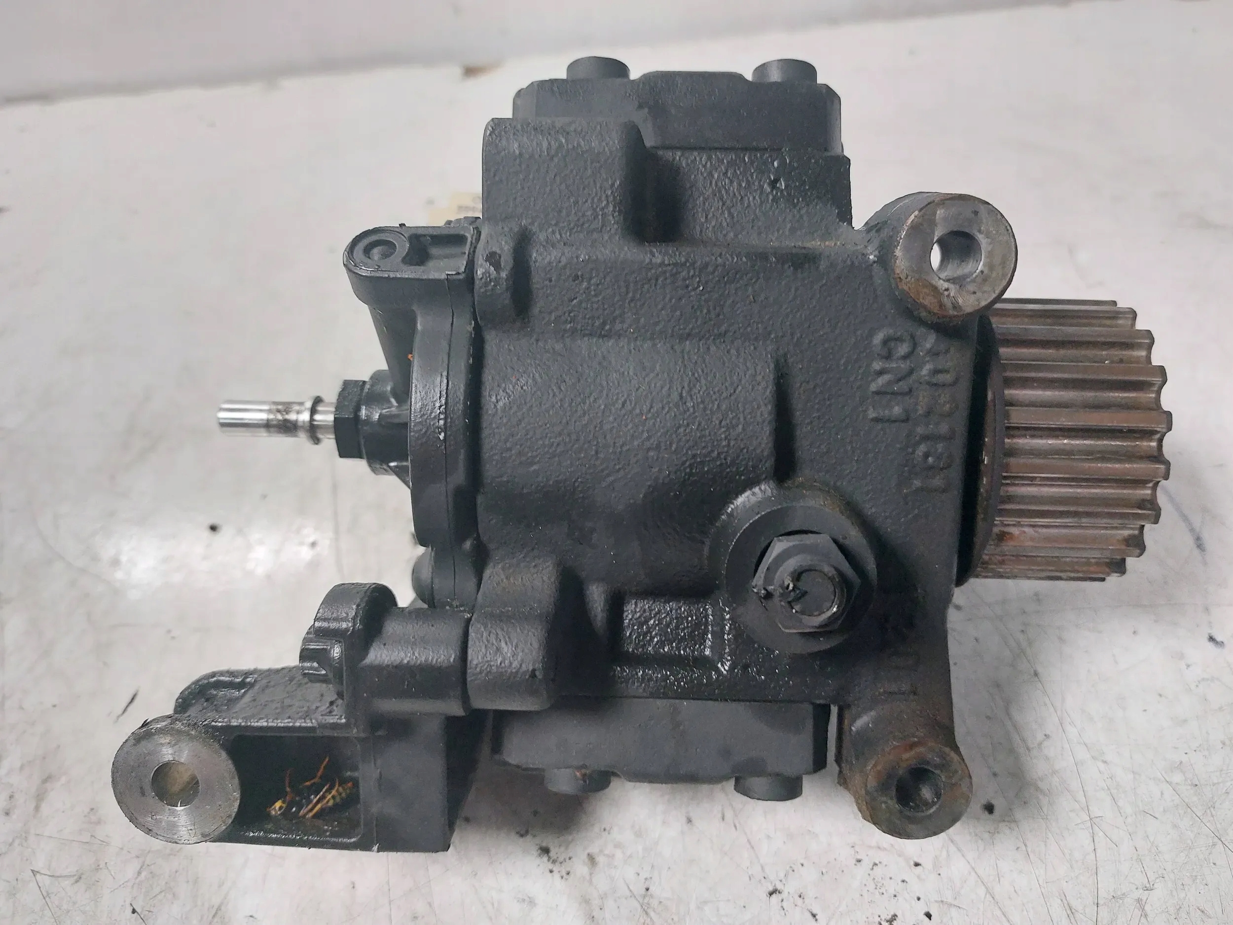 EINSPRITZPUMPE H8201100115 NISSAN JUKE 10- 1.5 DCI