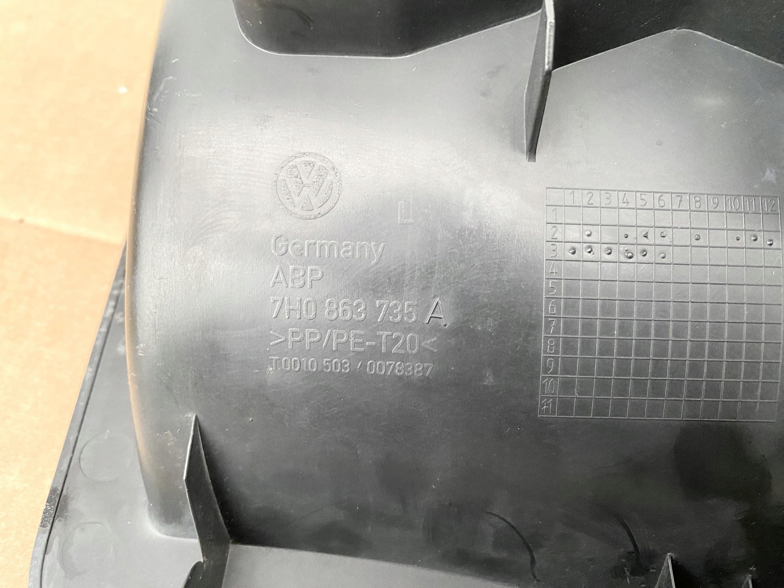 VW T5 TRANSPORTER 03- Stopien plastic threshold left front 7H0863735A Orygina