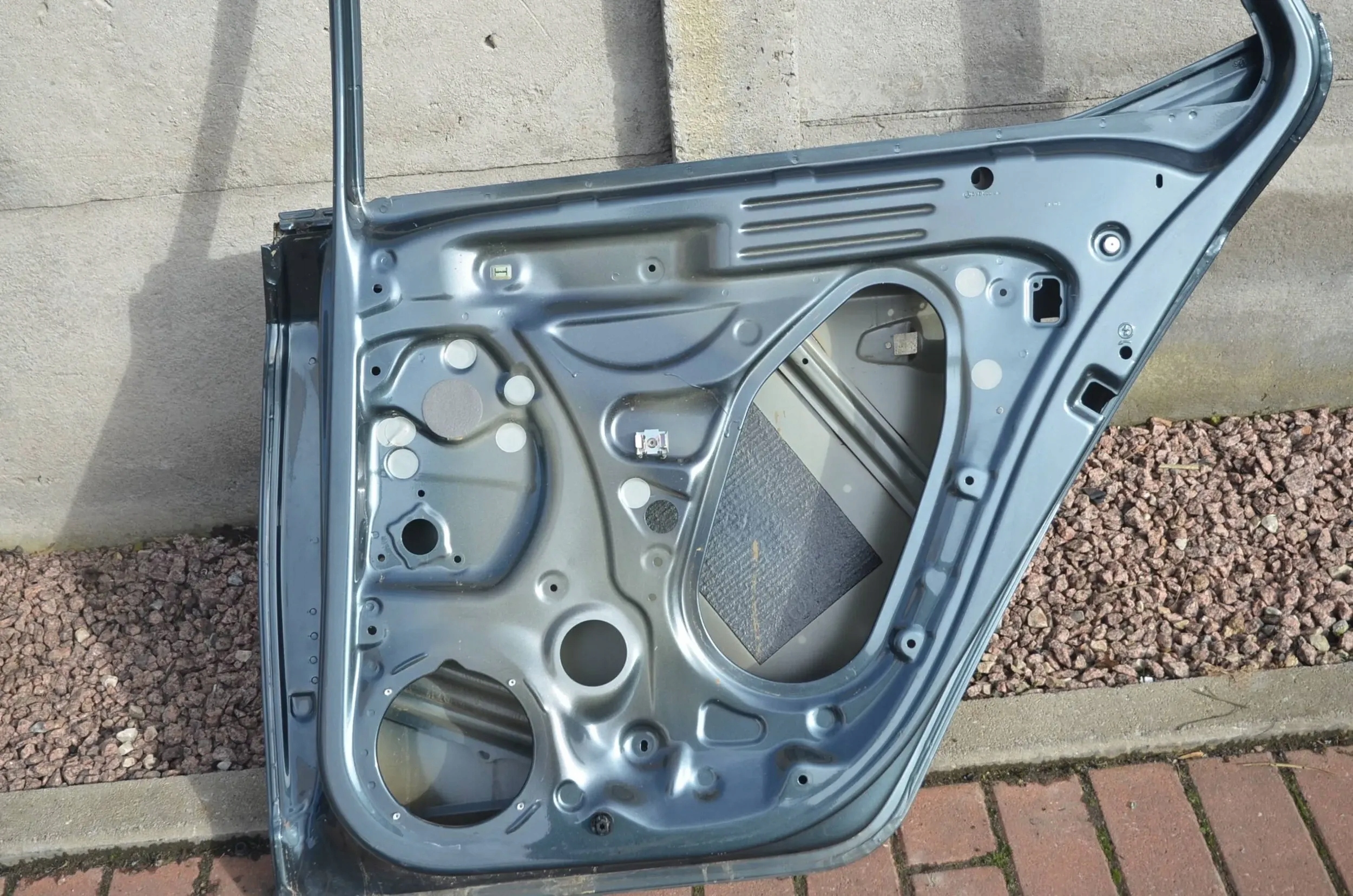 Skoda Fabia Mk3 (NJ) 2020 rear part side right door